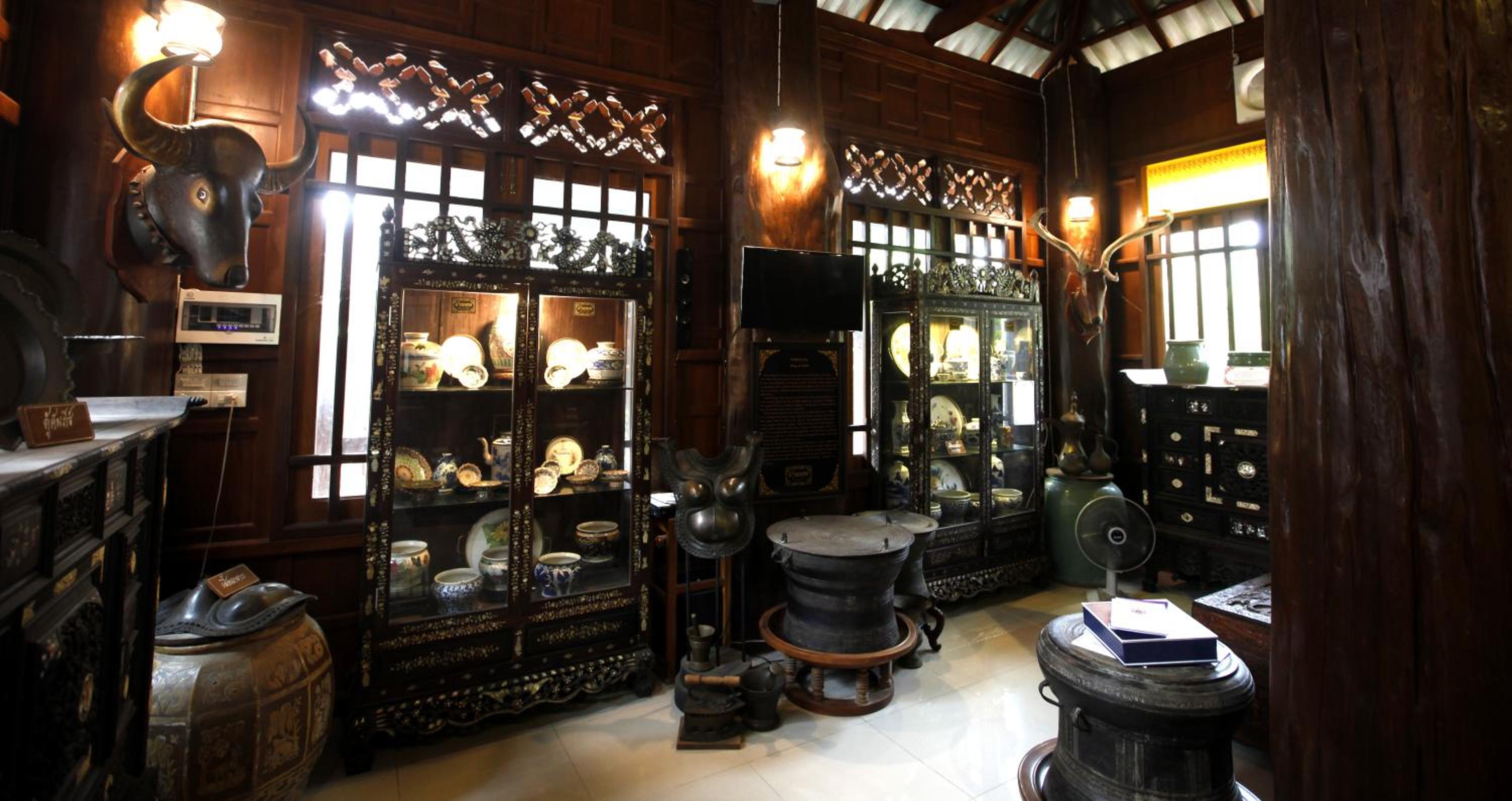 Baanthep Antique Homestay