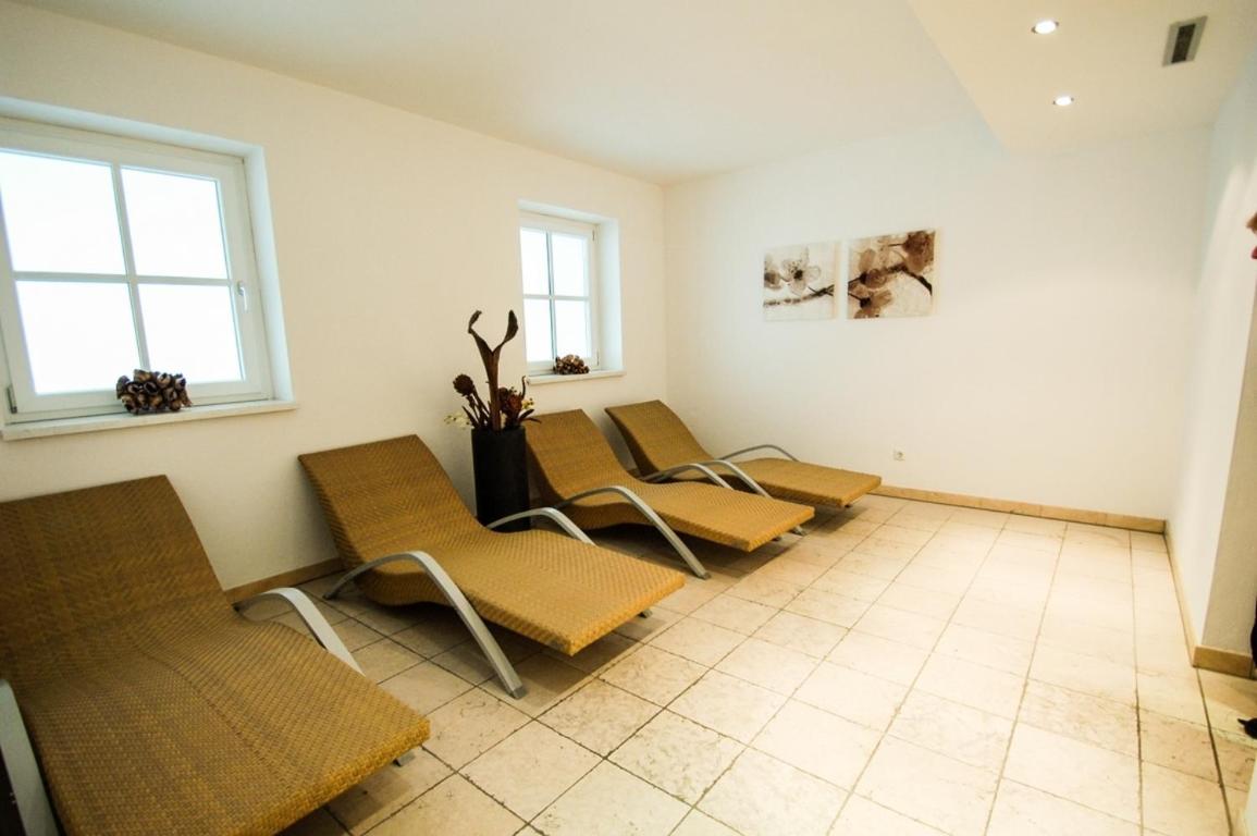 All Seasons Lodge by All in One Apartments