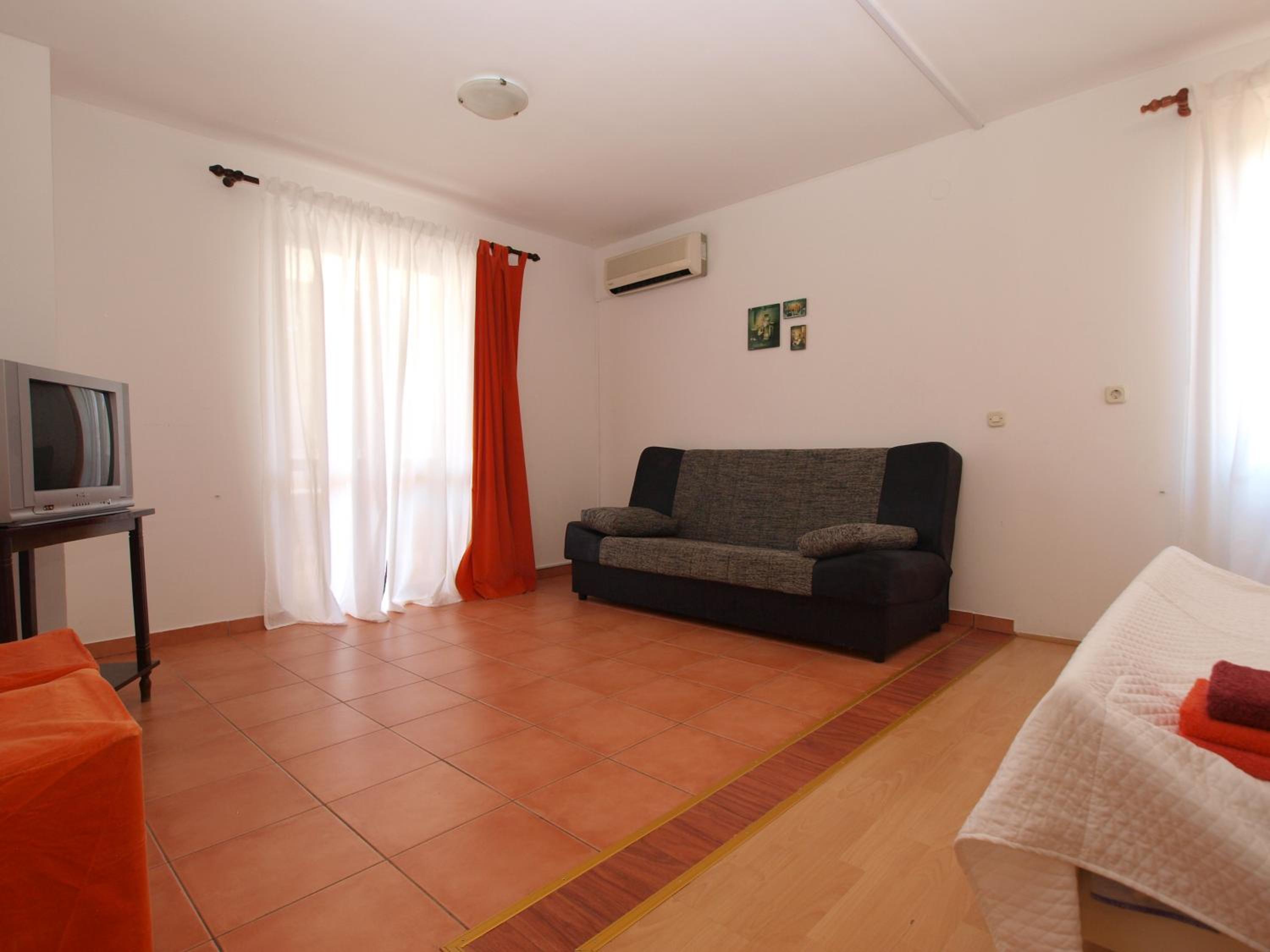 Apartments Marija 85