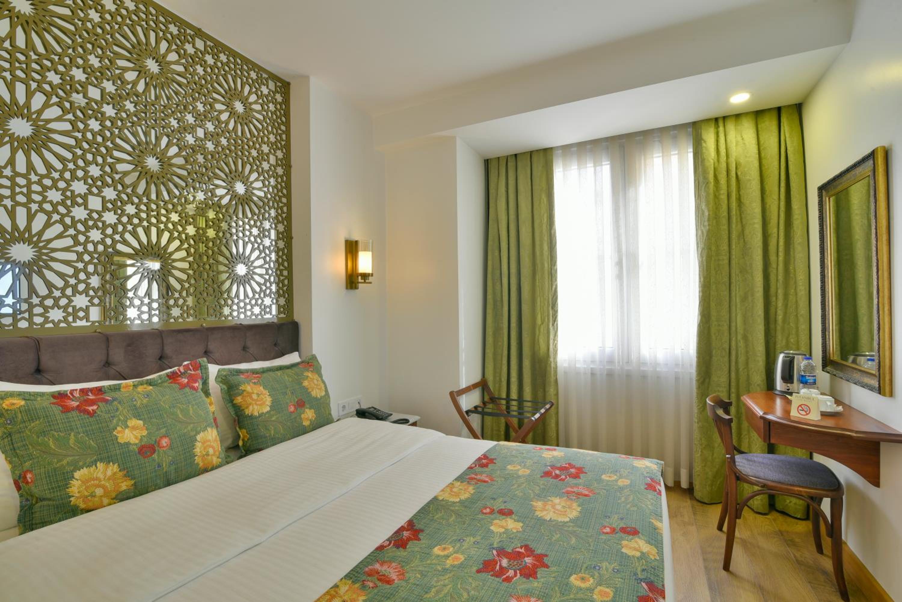 Istanbul Life Otel - Image 41