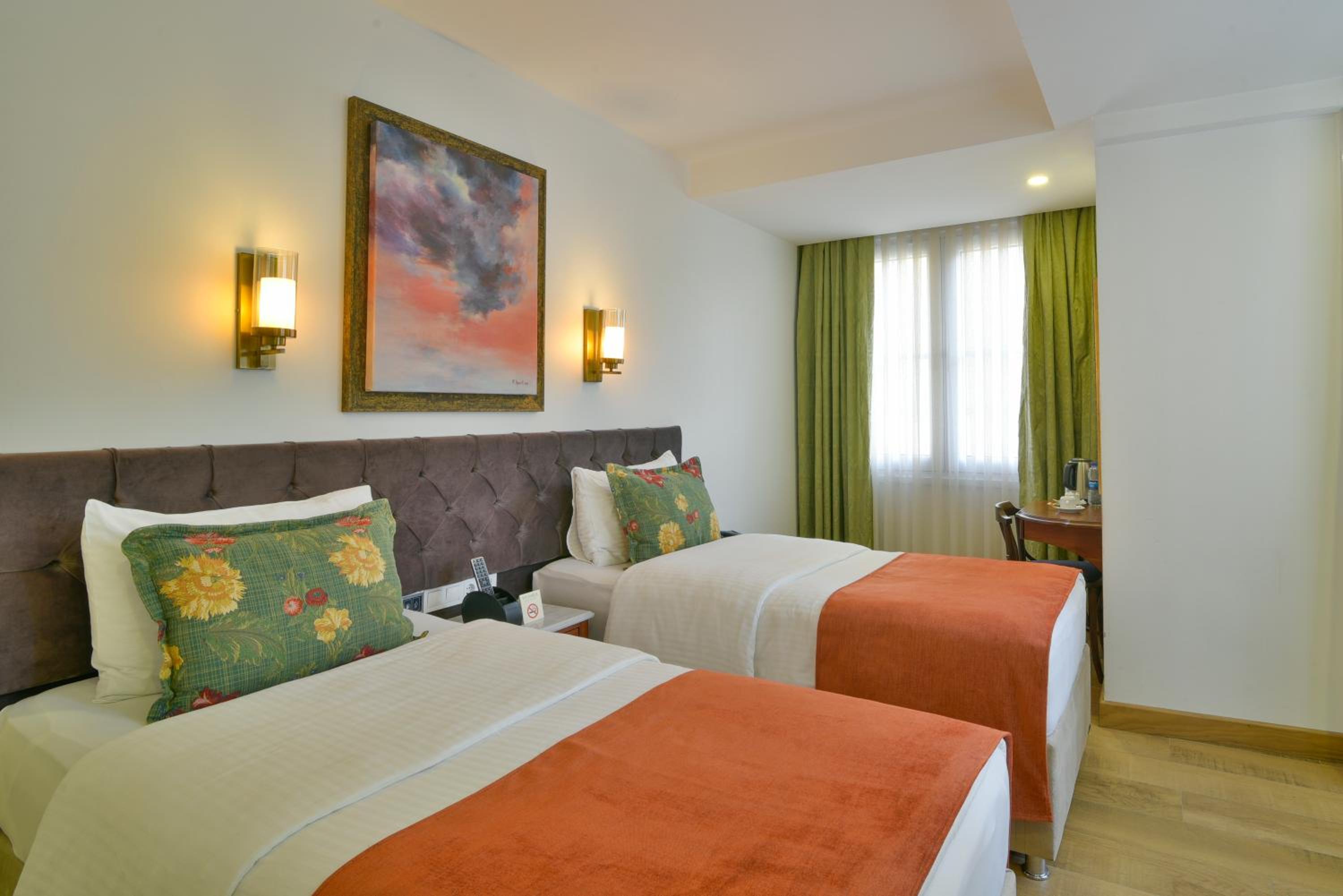 Istanbul Life Otel - Image 65