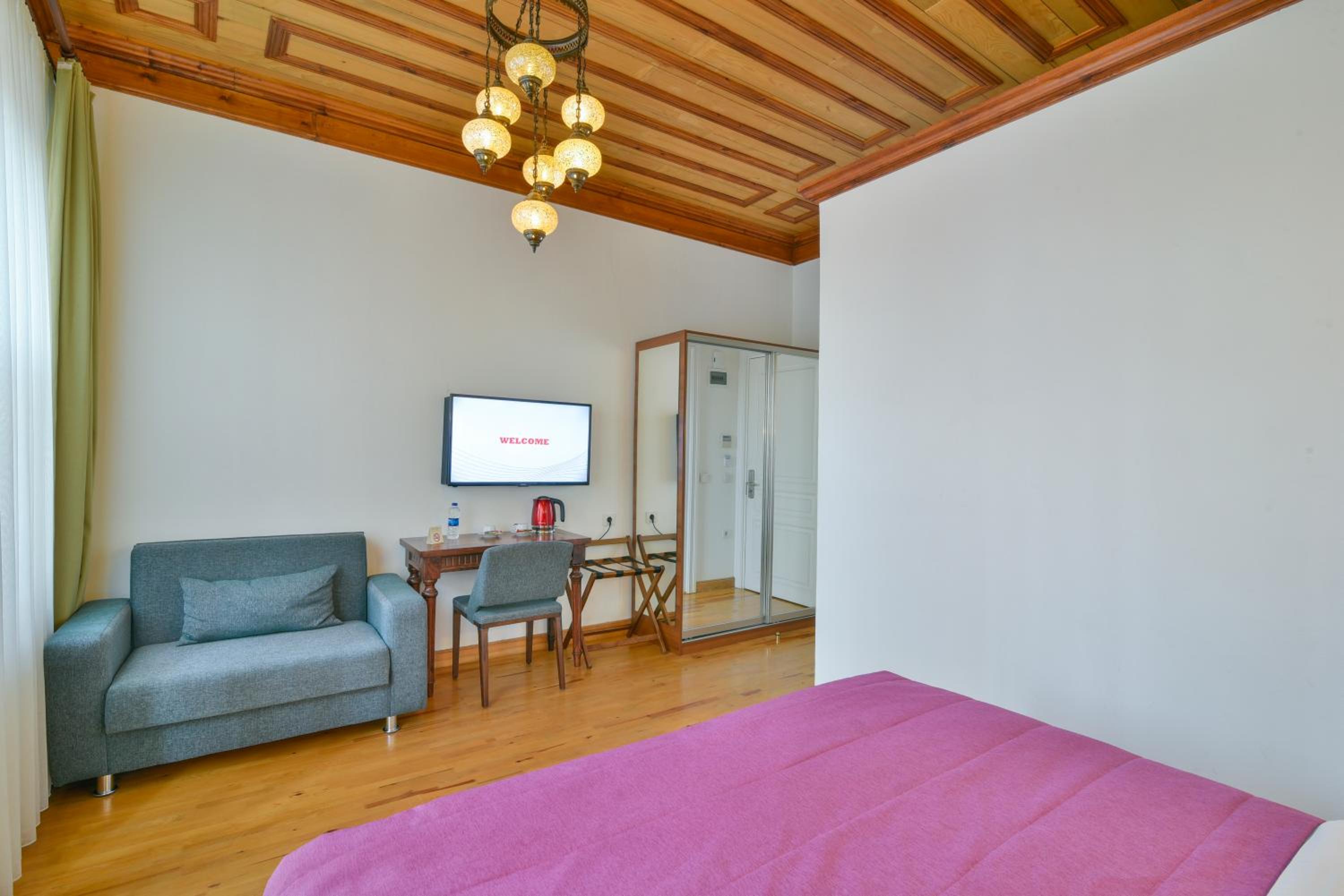 Istanbul Life Otel - Image 31