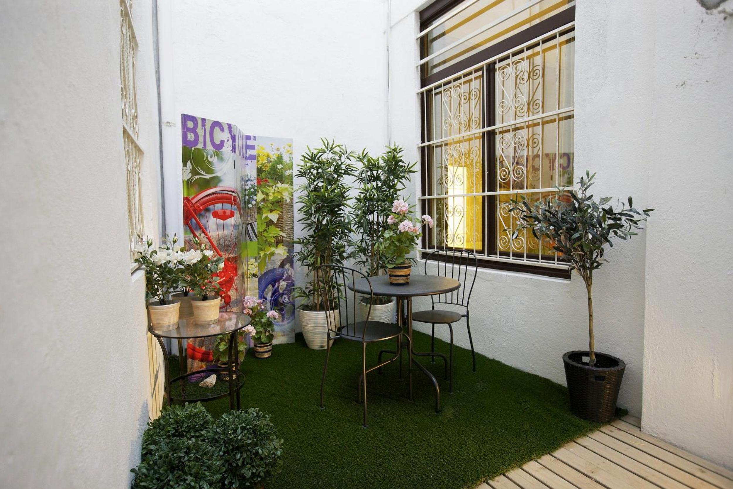 balance & terrace