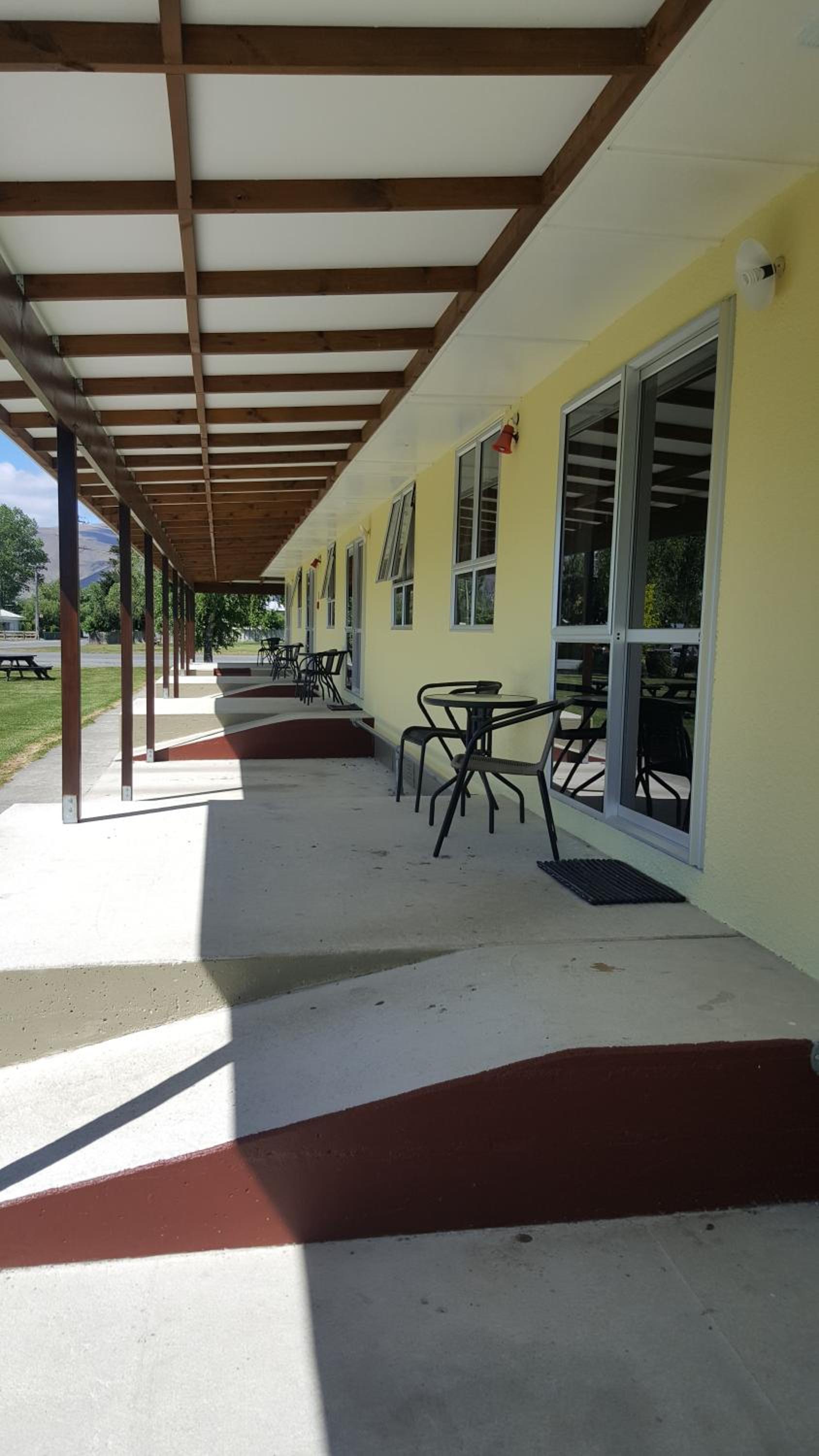 High Country Lodge, Motels & Backpackers