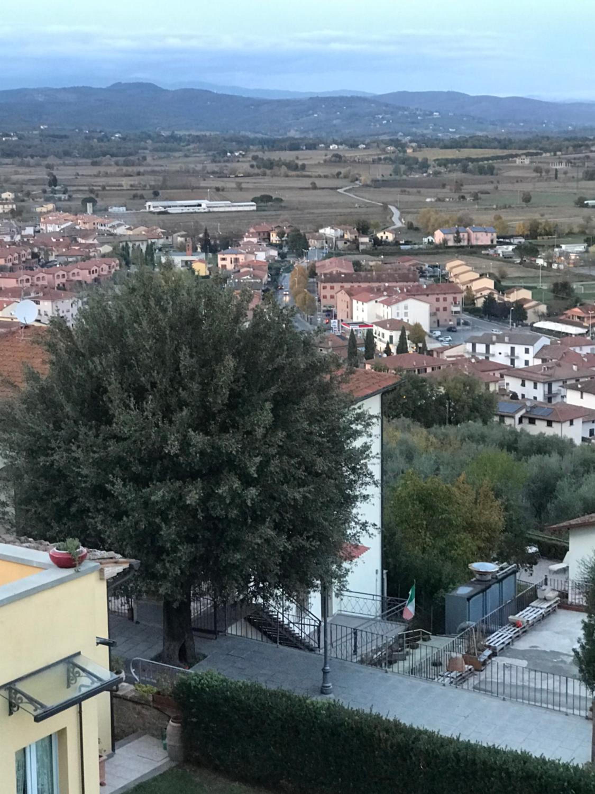 Tre Girasoli view 3
