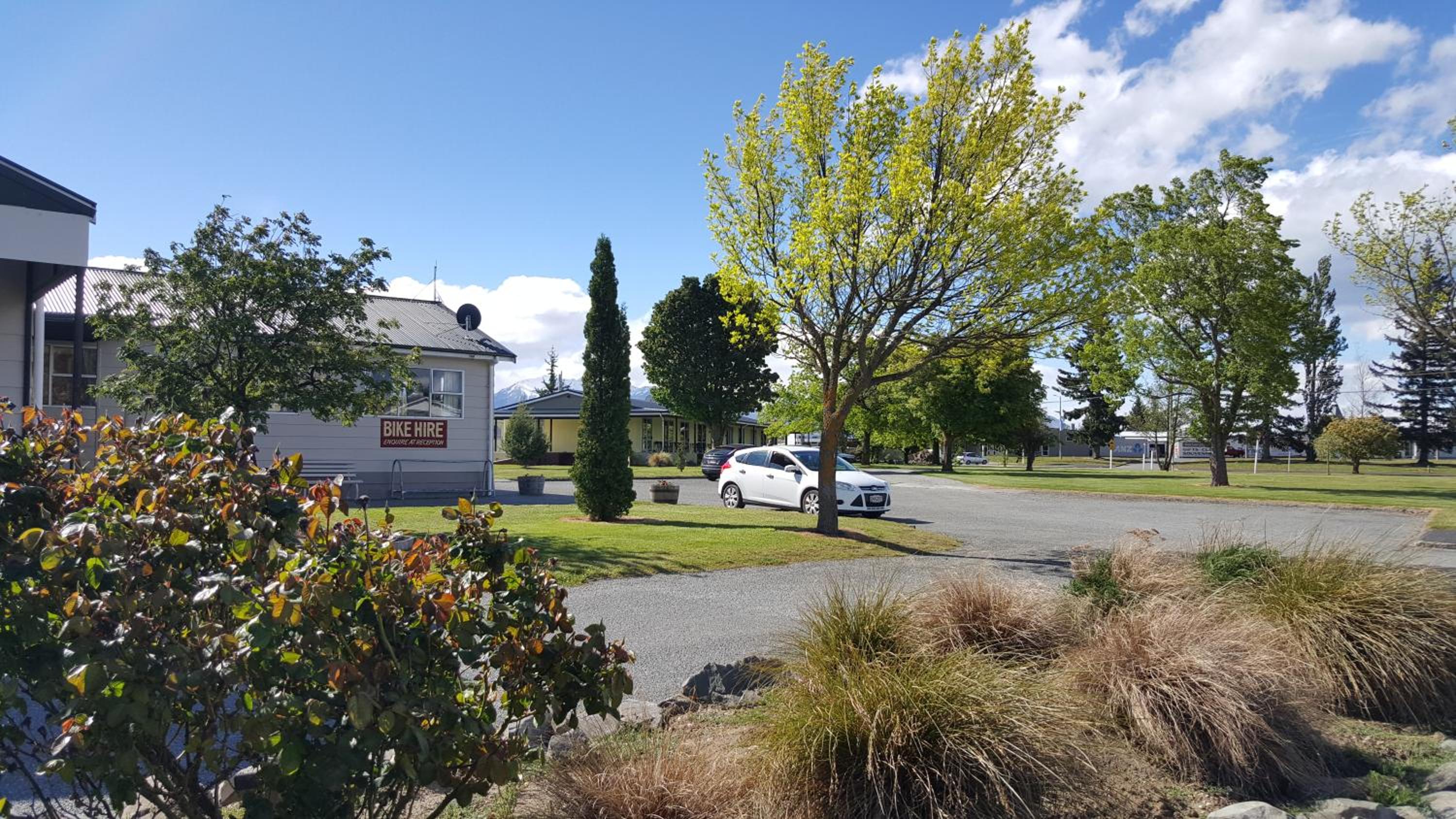 High Country Lodge, Motels & Backpackers