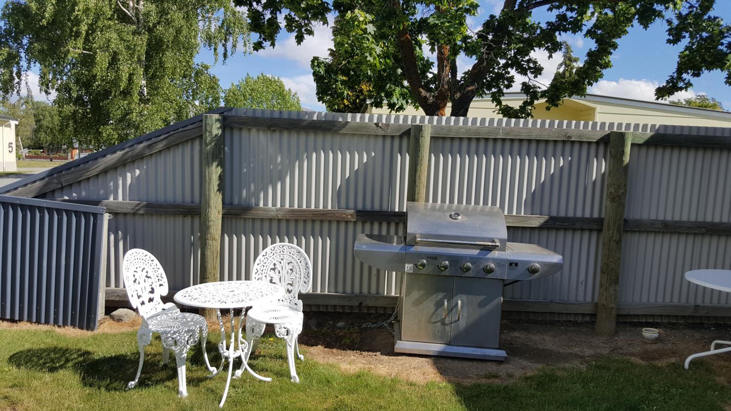 High Country Lodge, Motels & Backpackers
