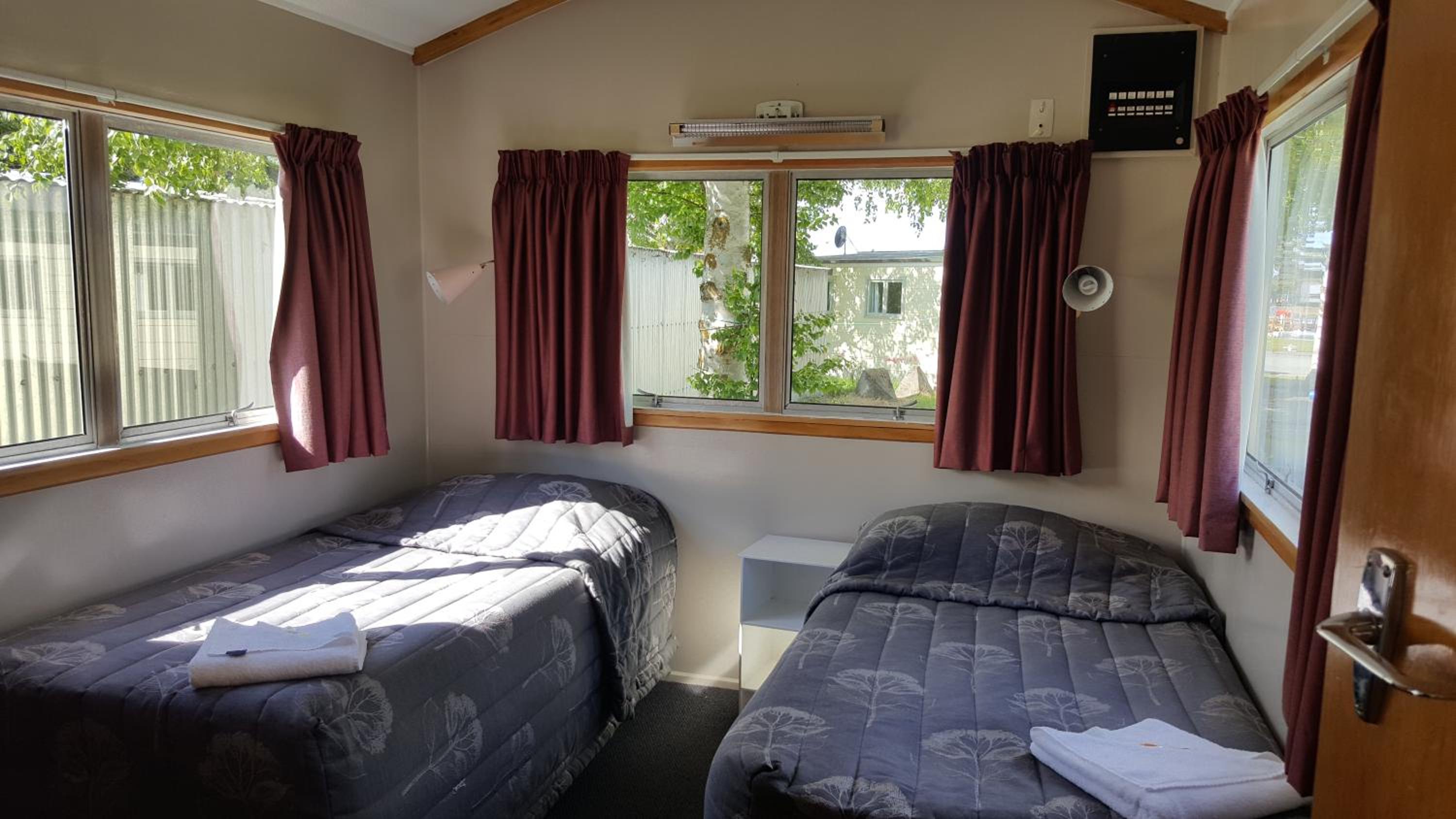 High Country Lodge, Motels & Backpackers