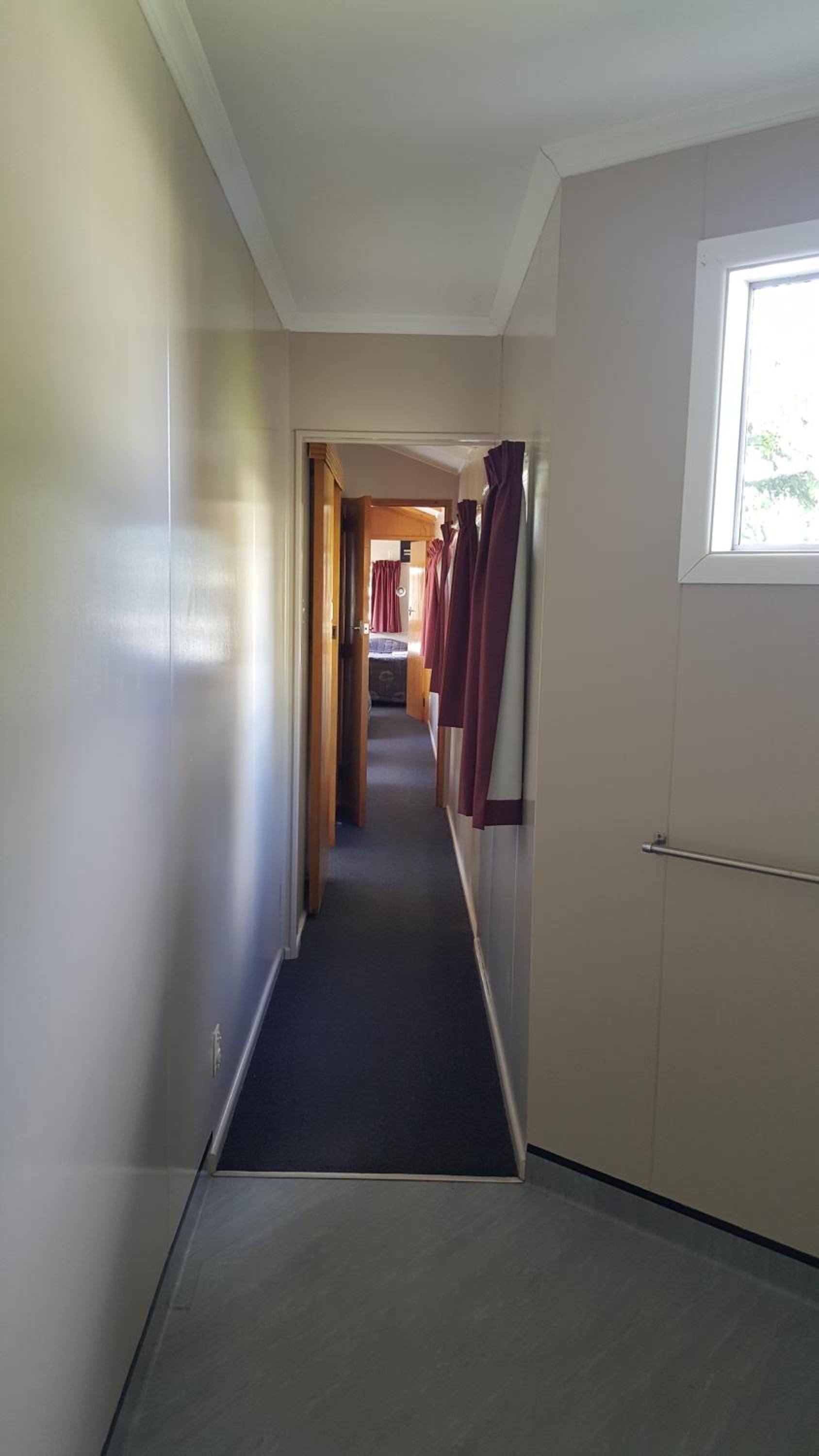 High Country Lodge, Motels & Backpackers