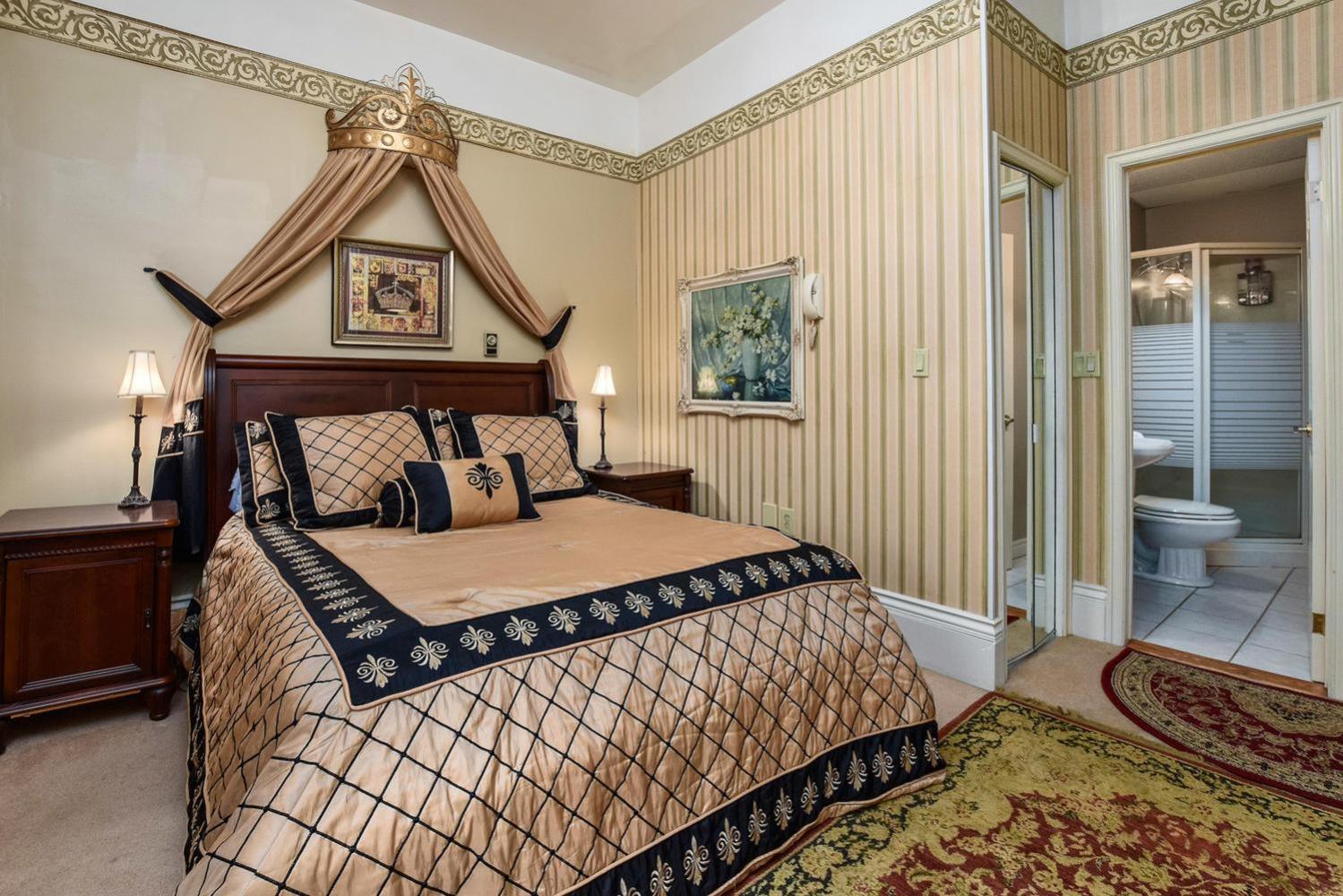 Brockville Vacations - Noble Waterfront Suites - Property Image 15