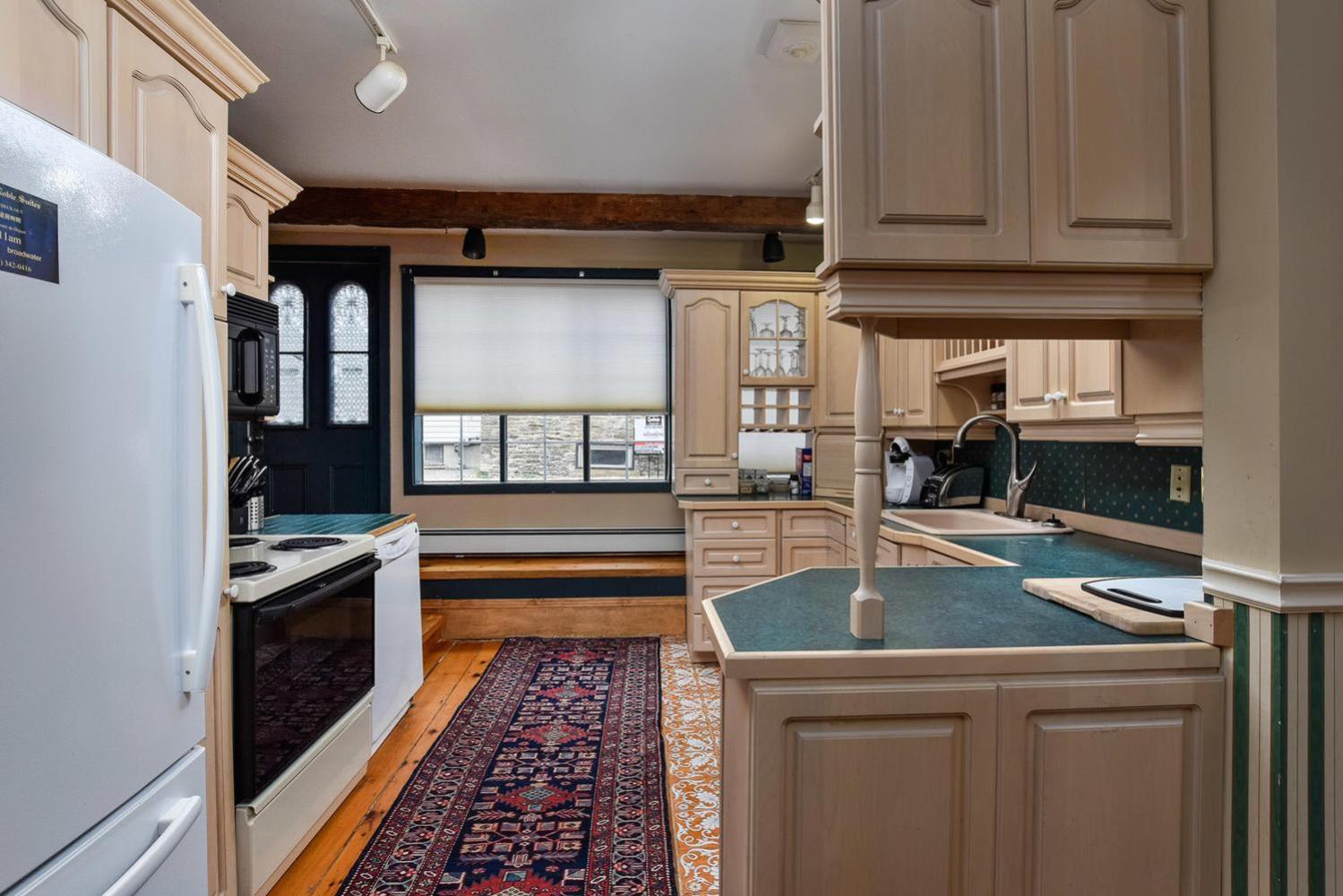 Brockville Vacations - Noble Waterfront Suites - Property Image 66