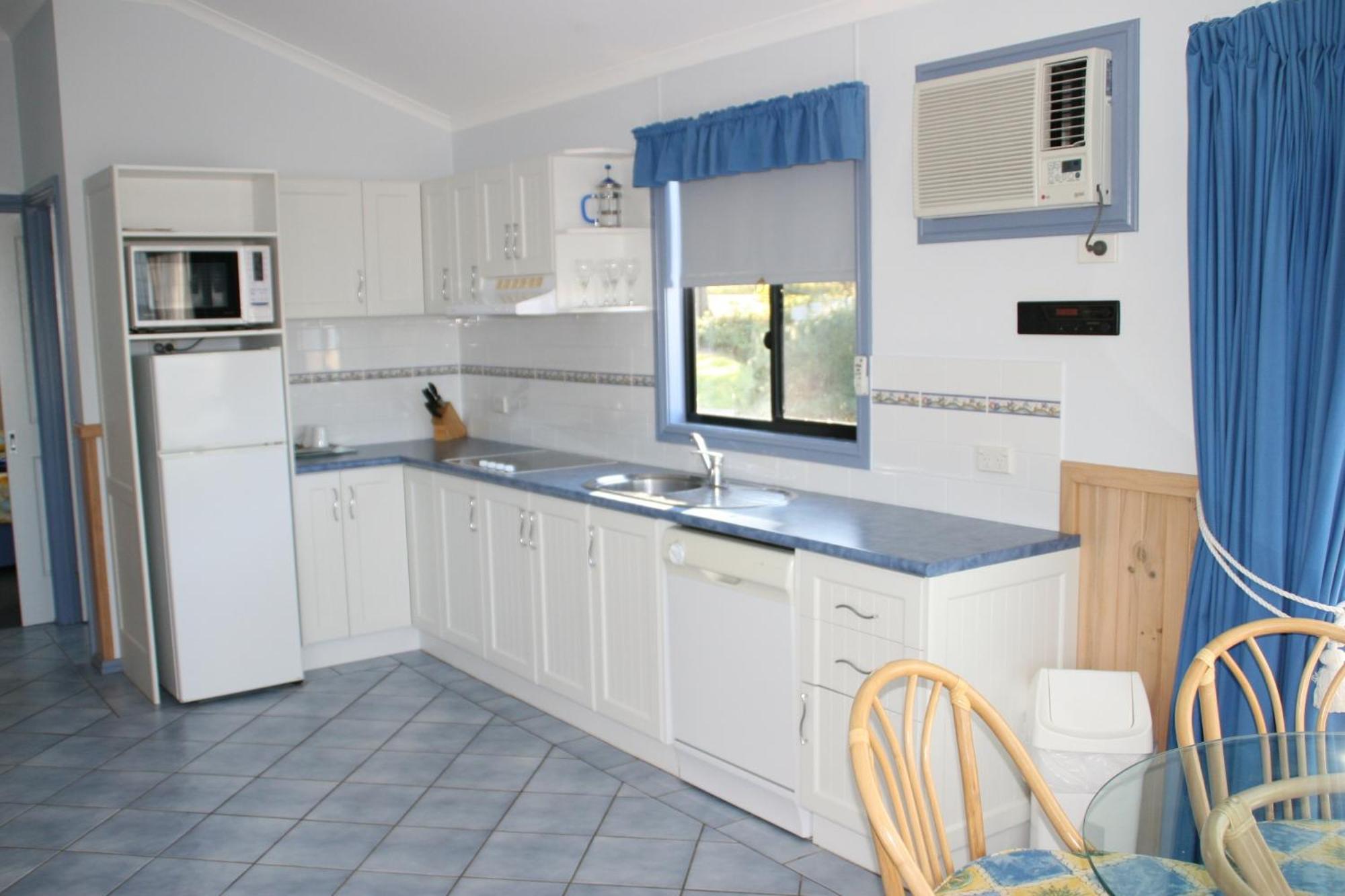 Tuross Beach Cabins & Campsites