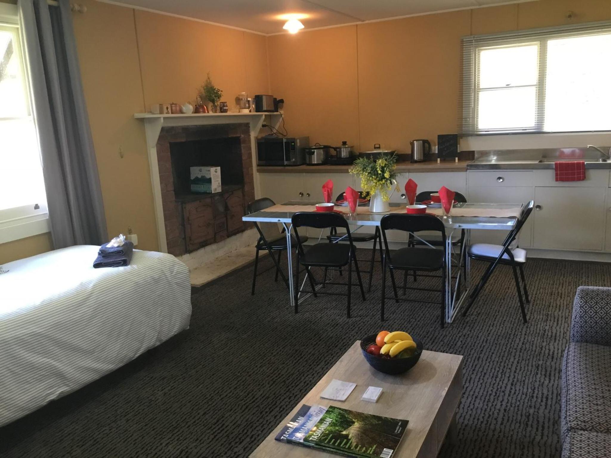 Shearers' Quarters Rathmore