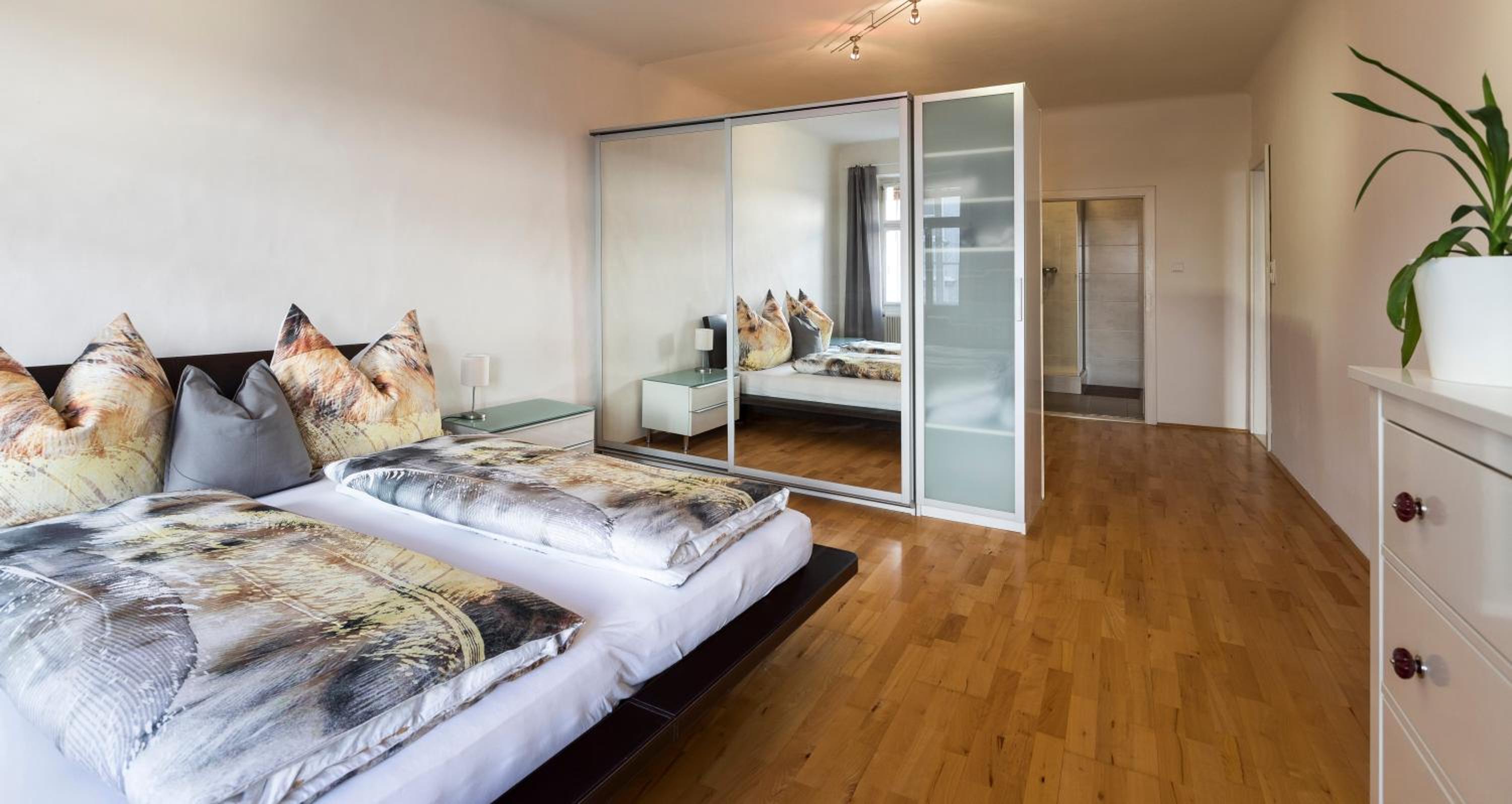 Next2Mozart-Apartment view 3