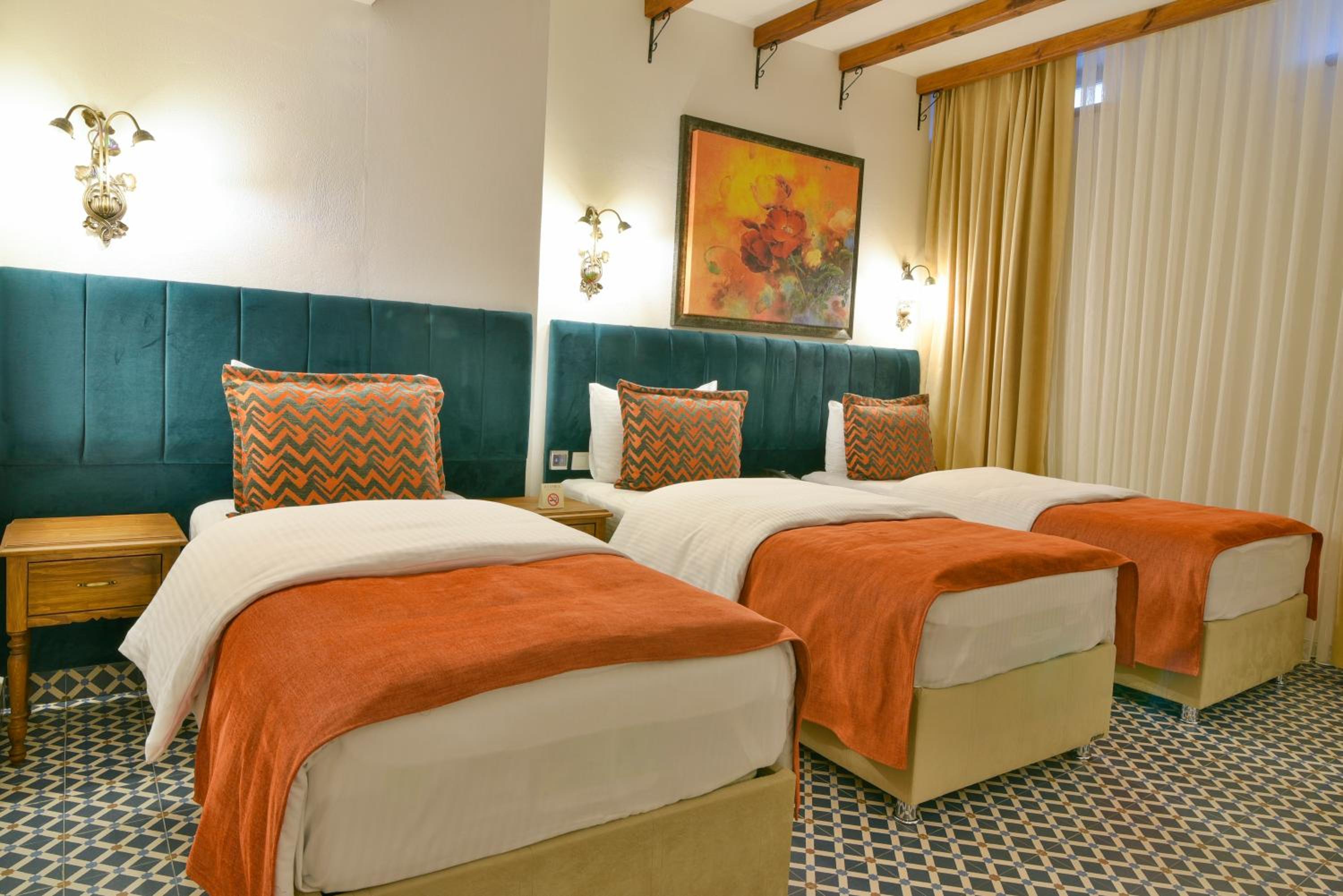 Istanbul Life Otel - Image 35