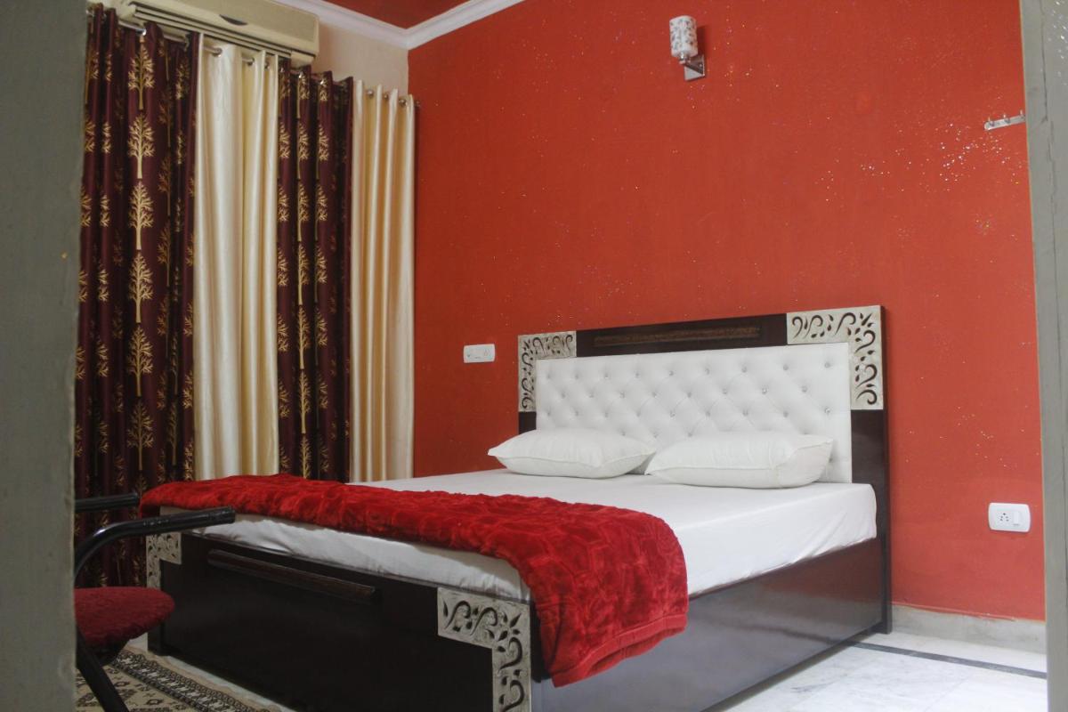 Thomas Home Stay