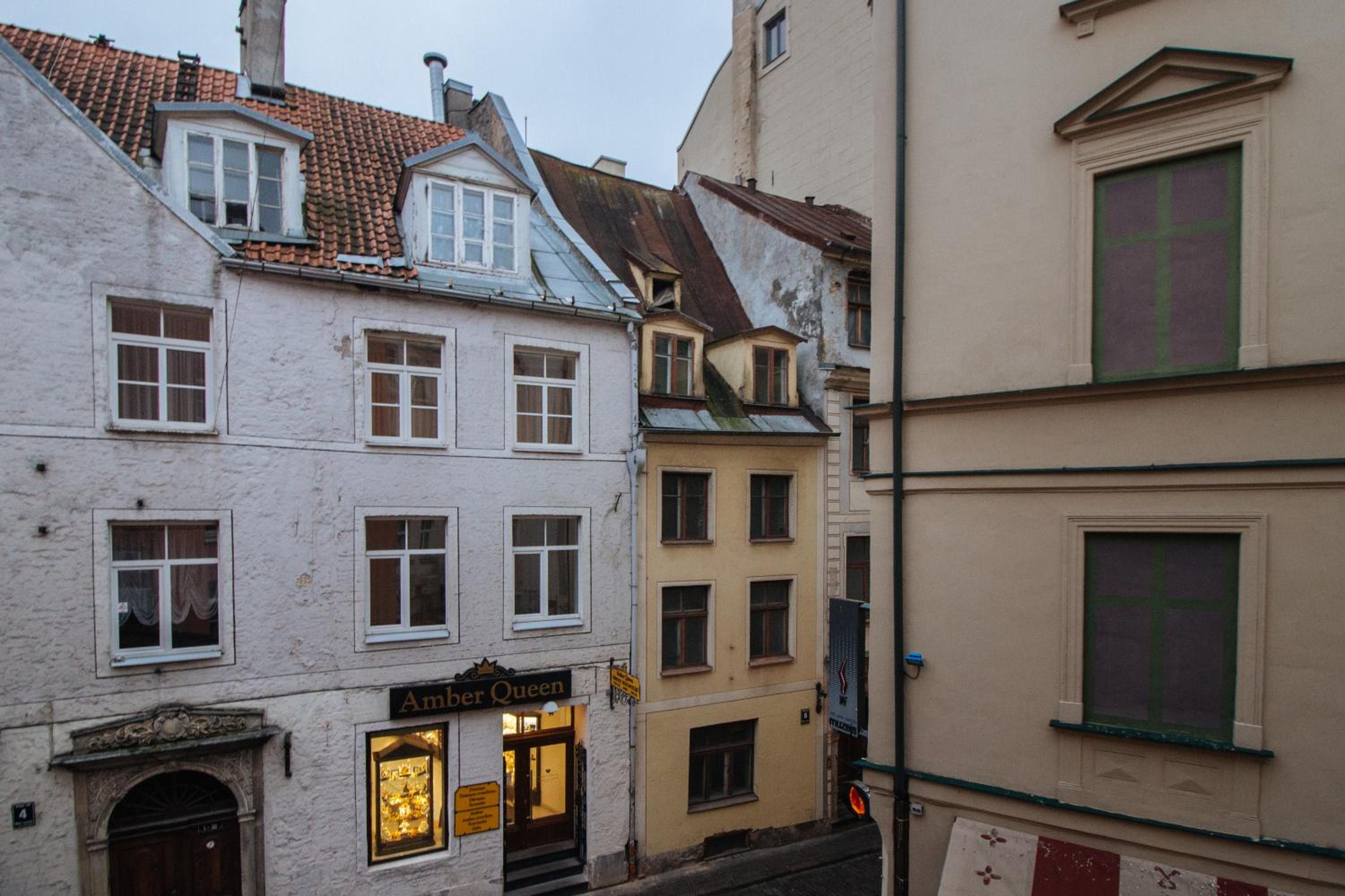 Old Riga Dome Square Apartment