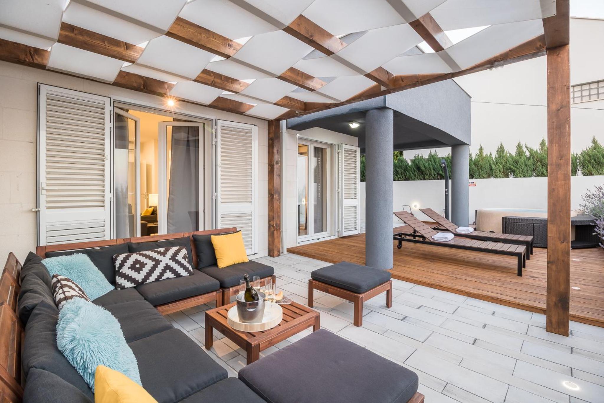 Apartment Allure