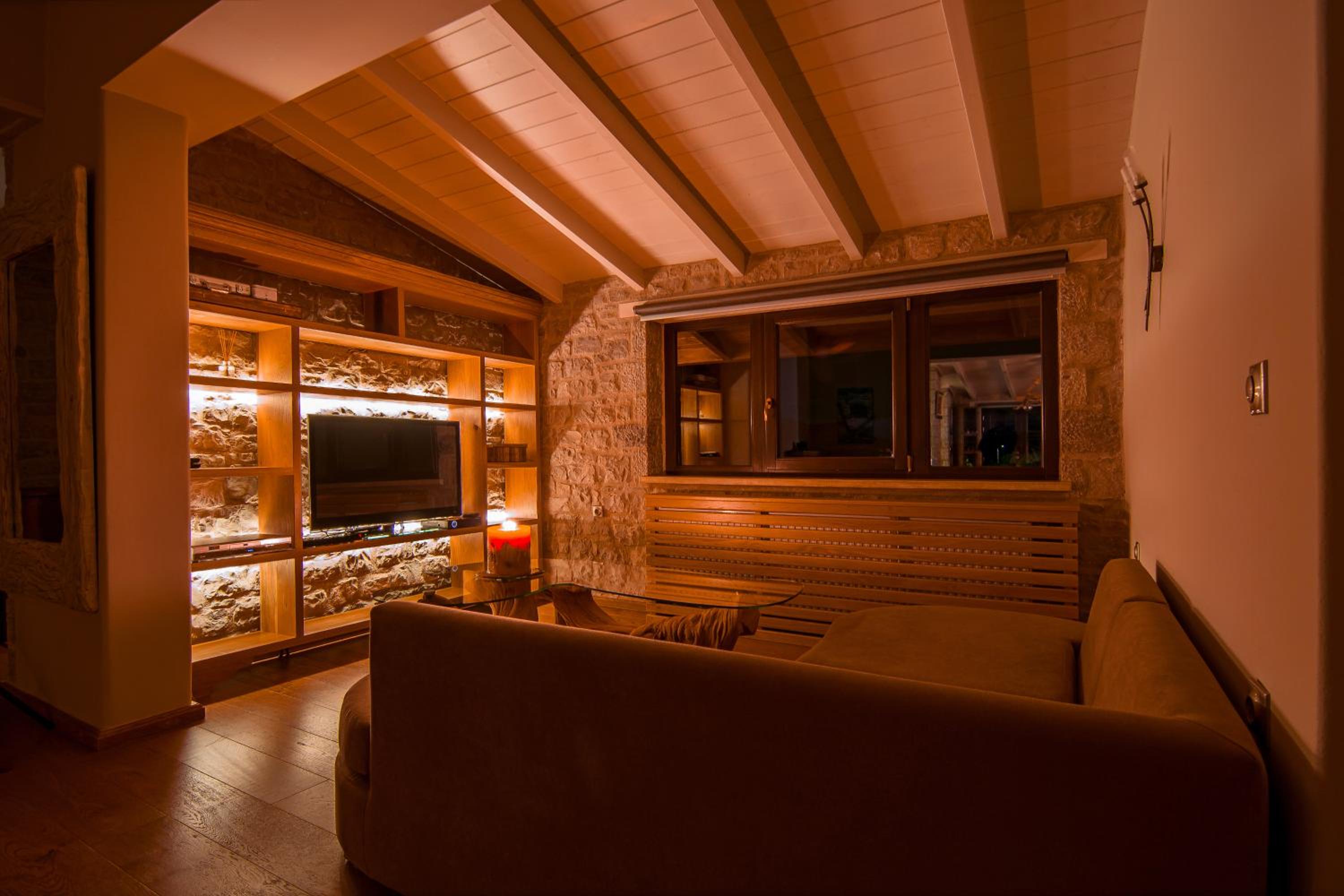 Aelia Hospitality Livadi