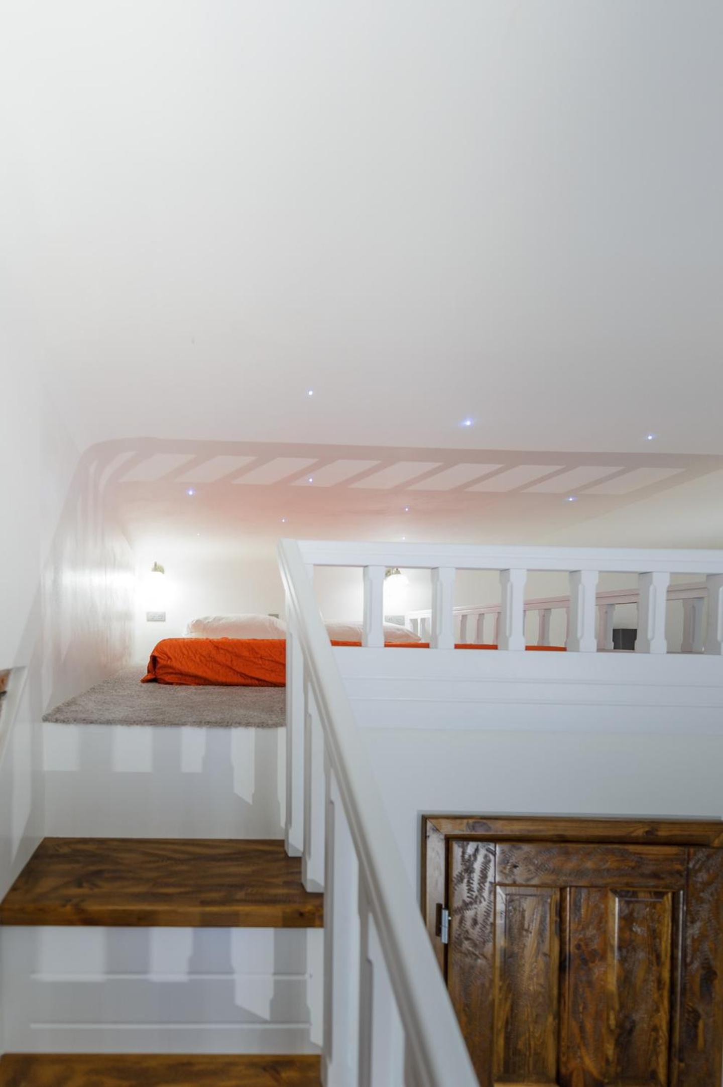 Pinkova Apartments