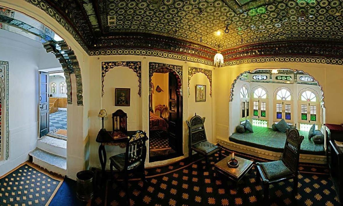 Deogarh Mahal