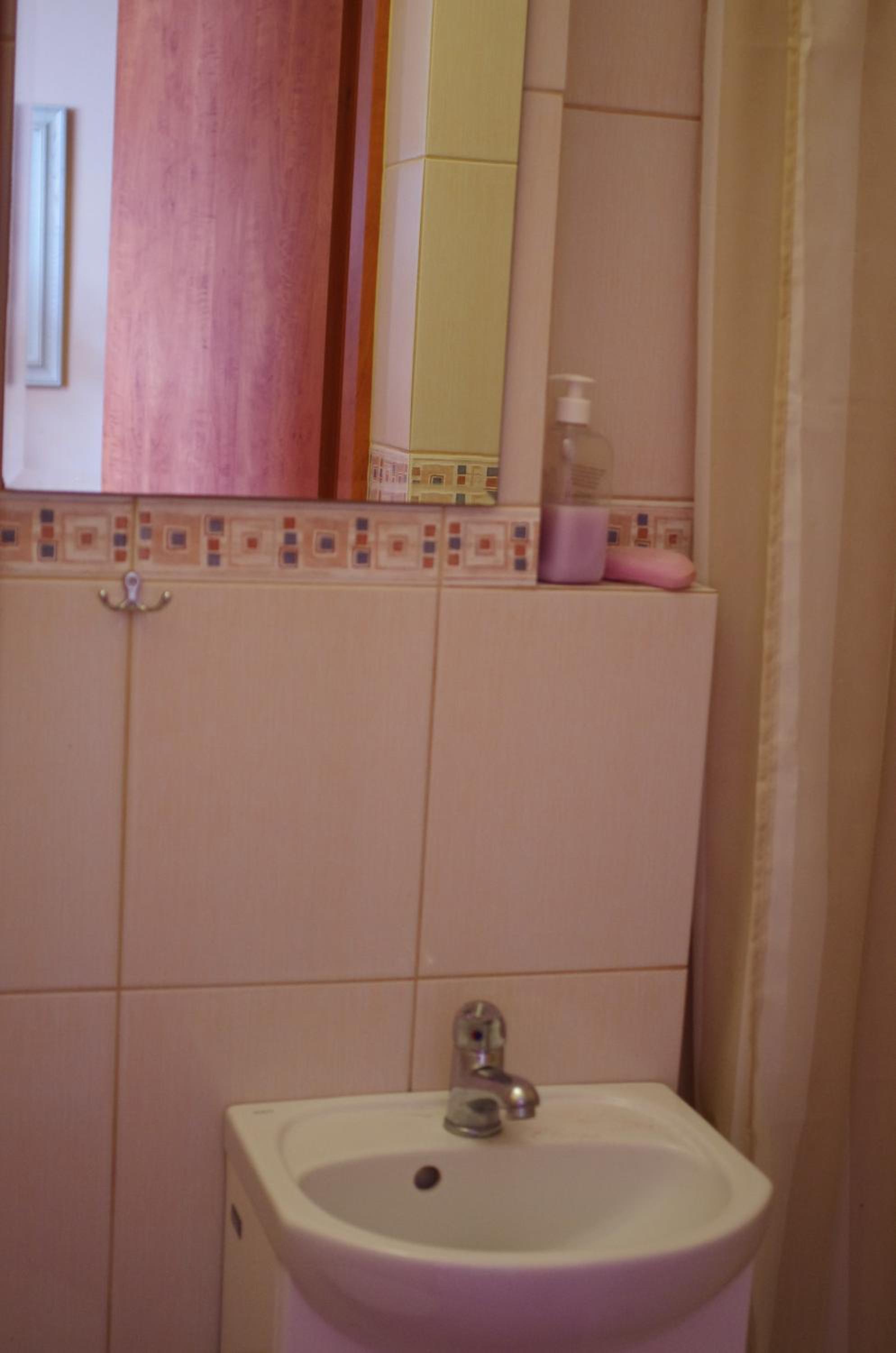 Photo 65