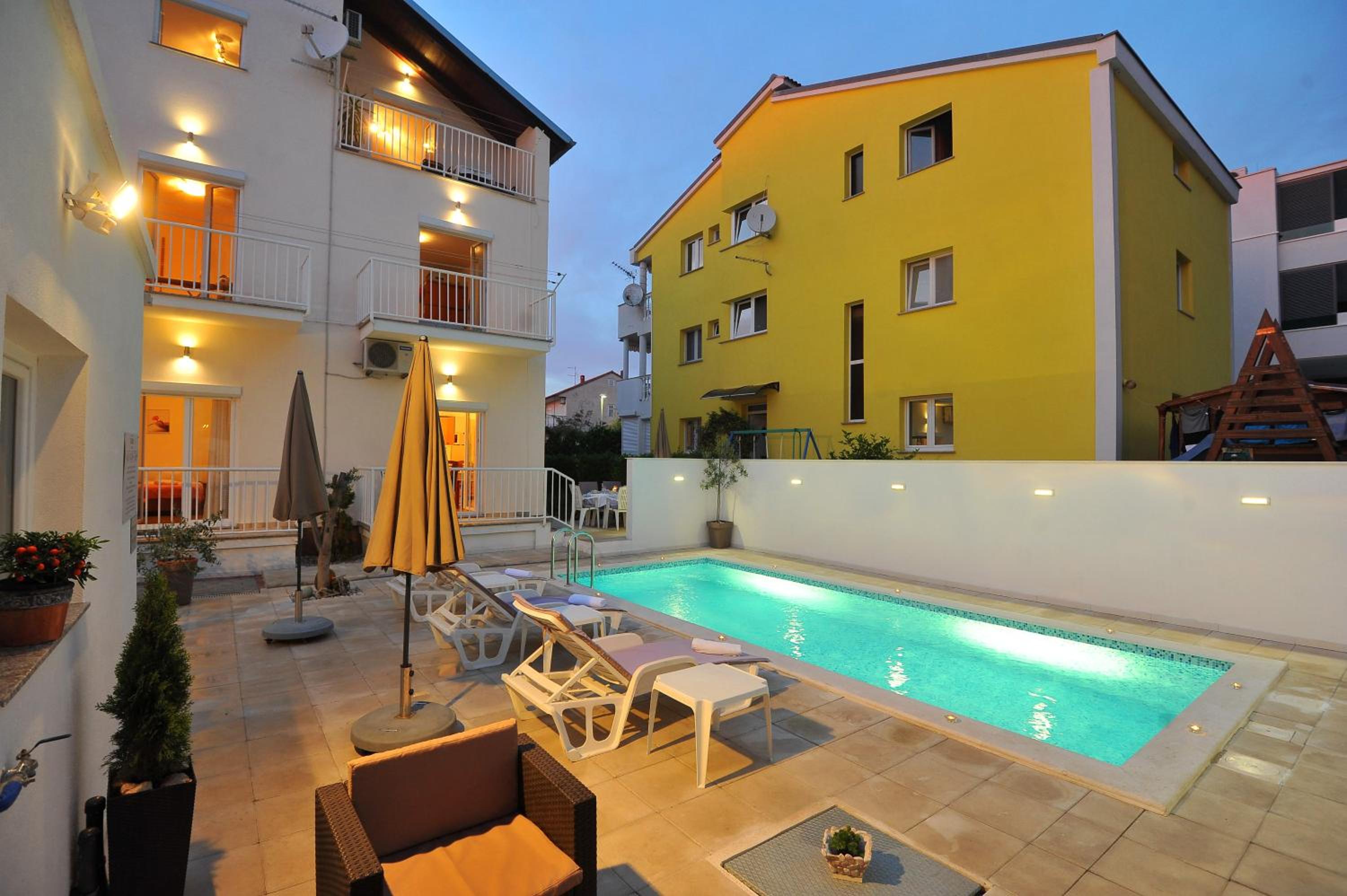 Apartments Batur