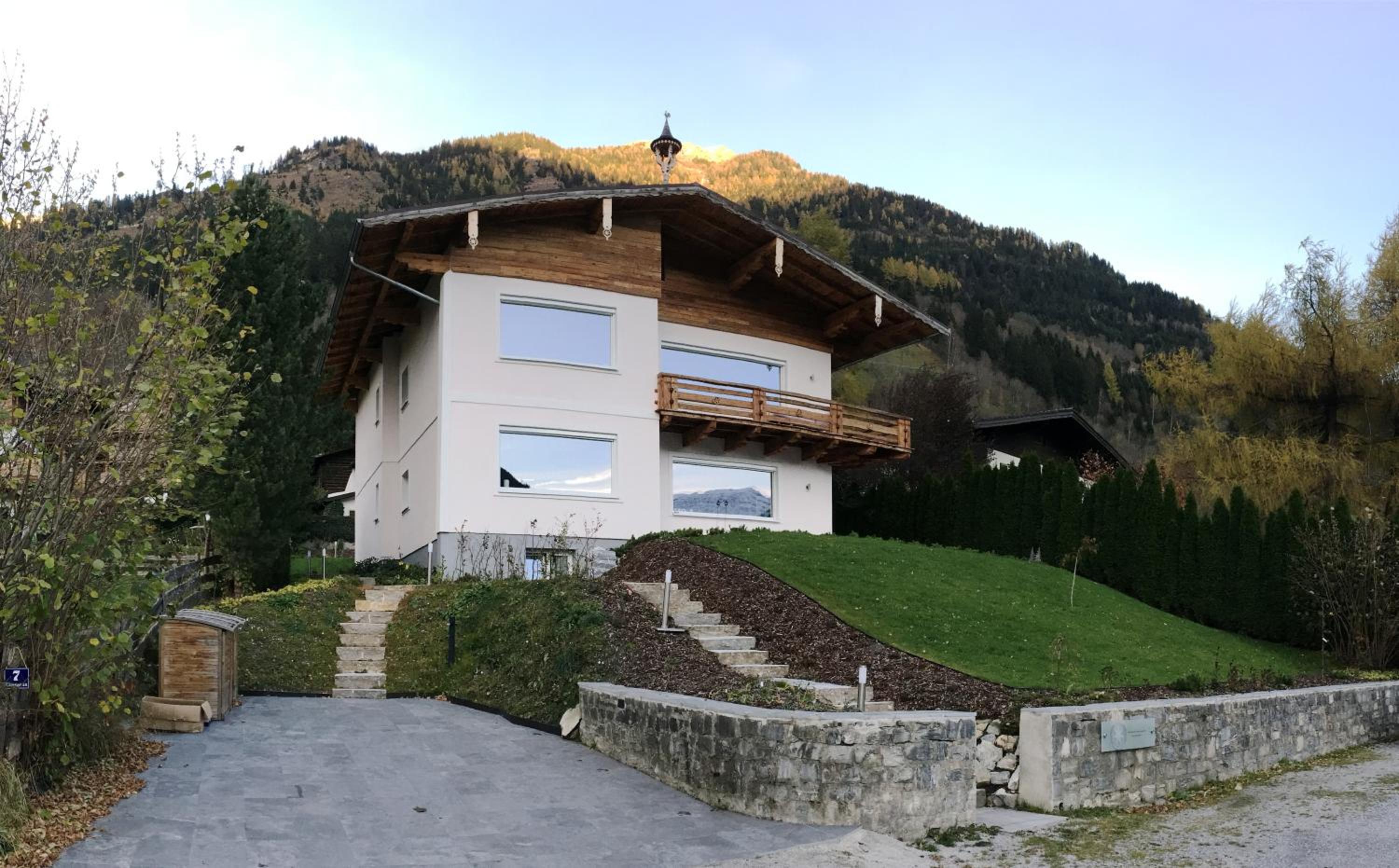AlpenglueckGastein - Private mountain lodge