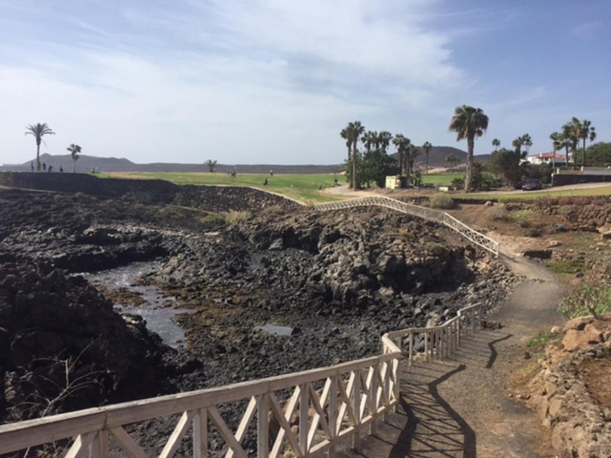 Marina Golf Apartments