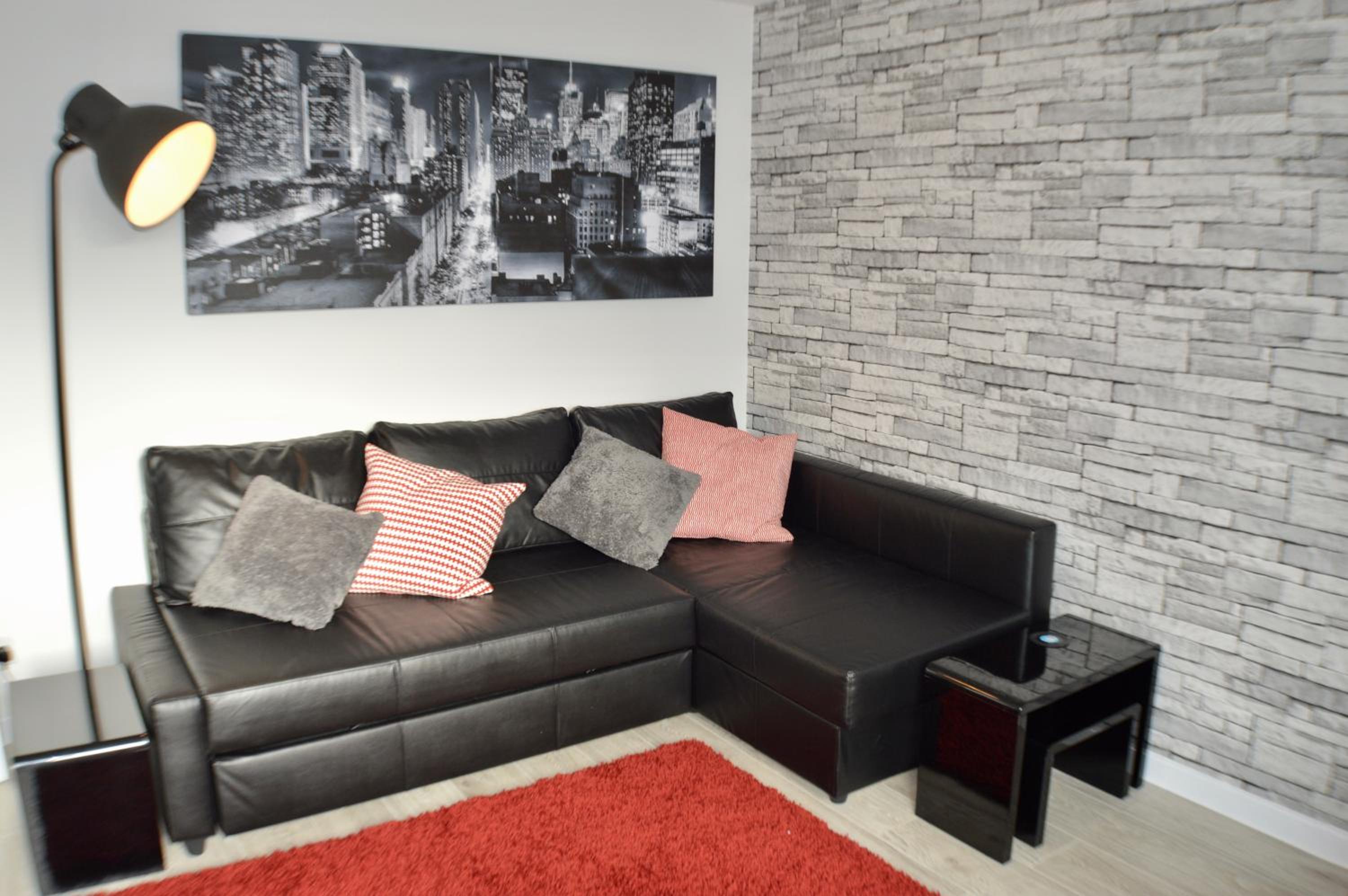 Palm Court Private self contained apartment view 3