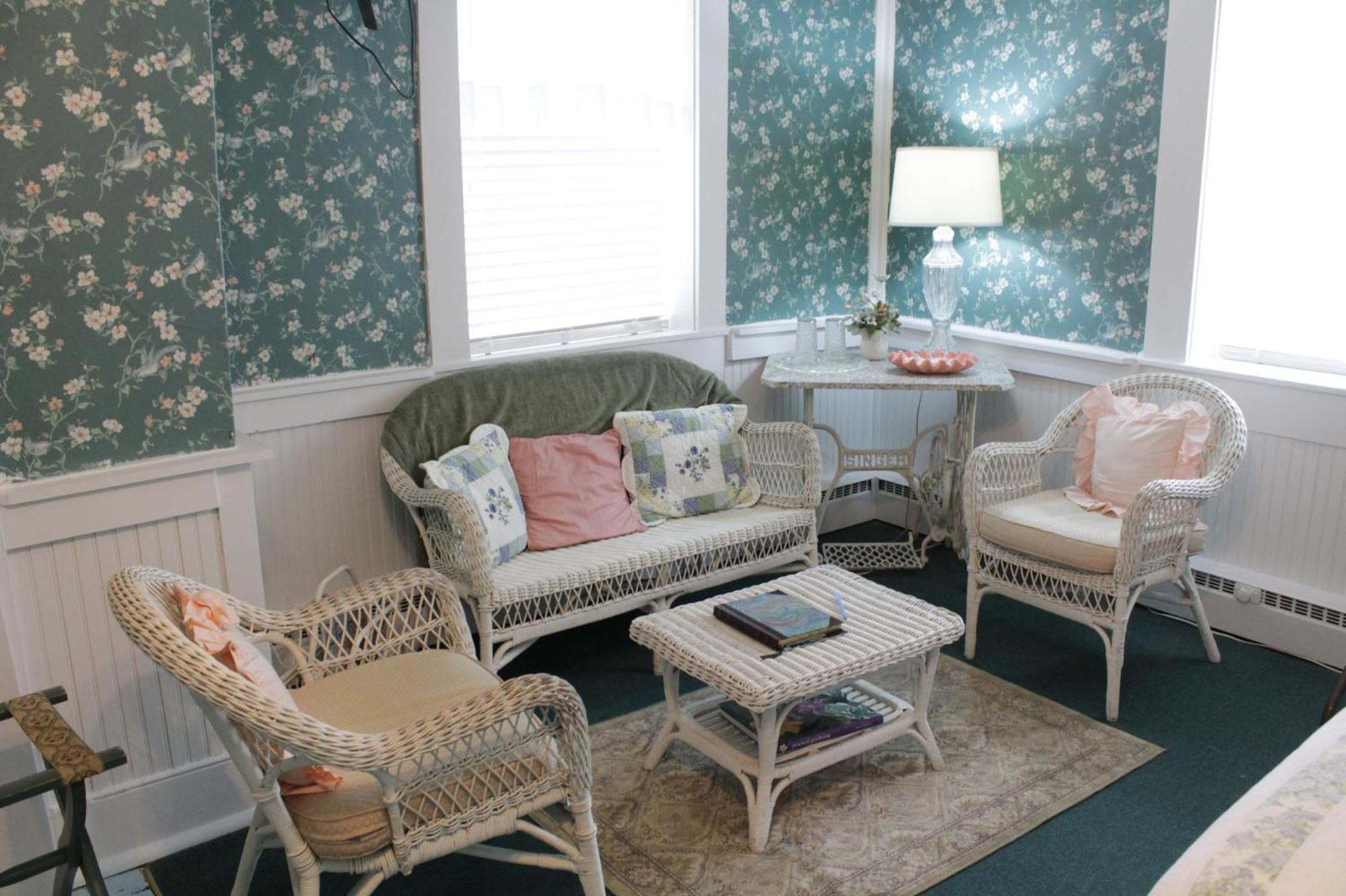 Photo 8