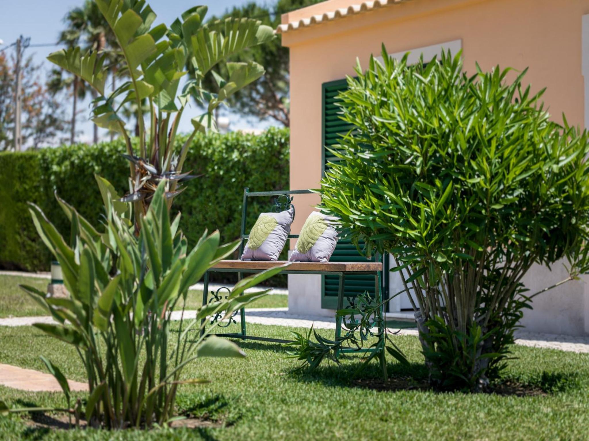 Apartamentos Monte dos Avós, Albufeira by AlgarveBlossom