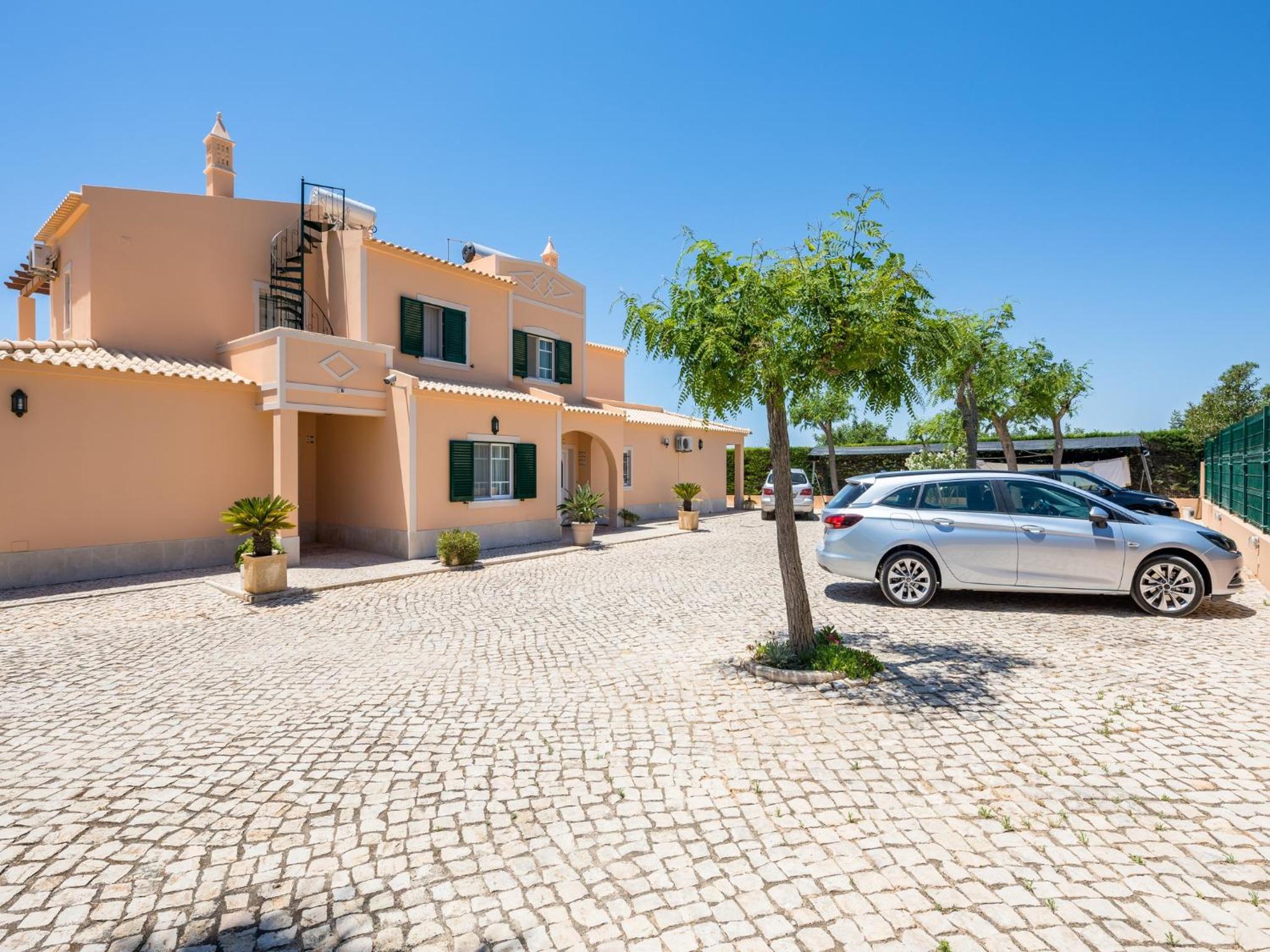 Apartamentos Monte dos Avós, Albufeira by AlgarveBlossom
