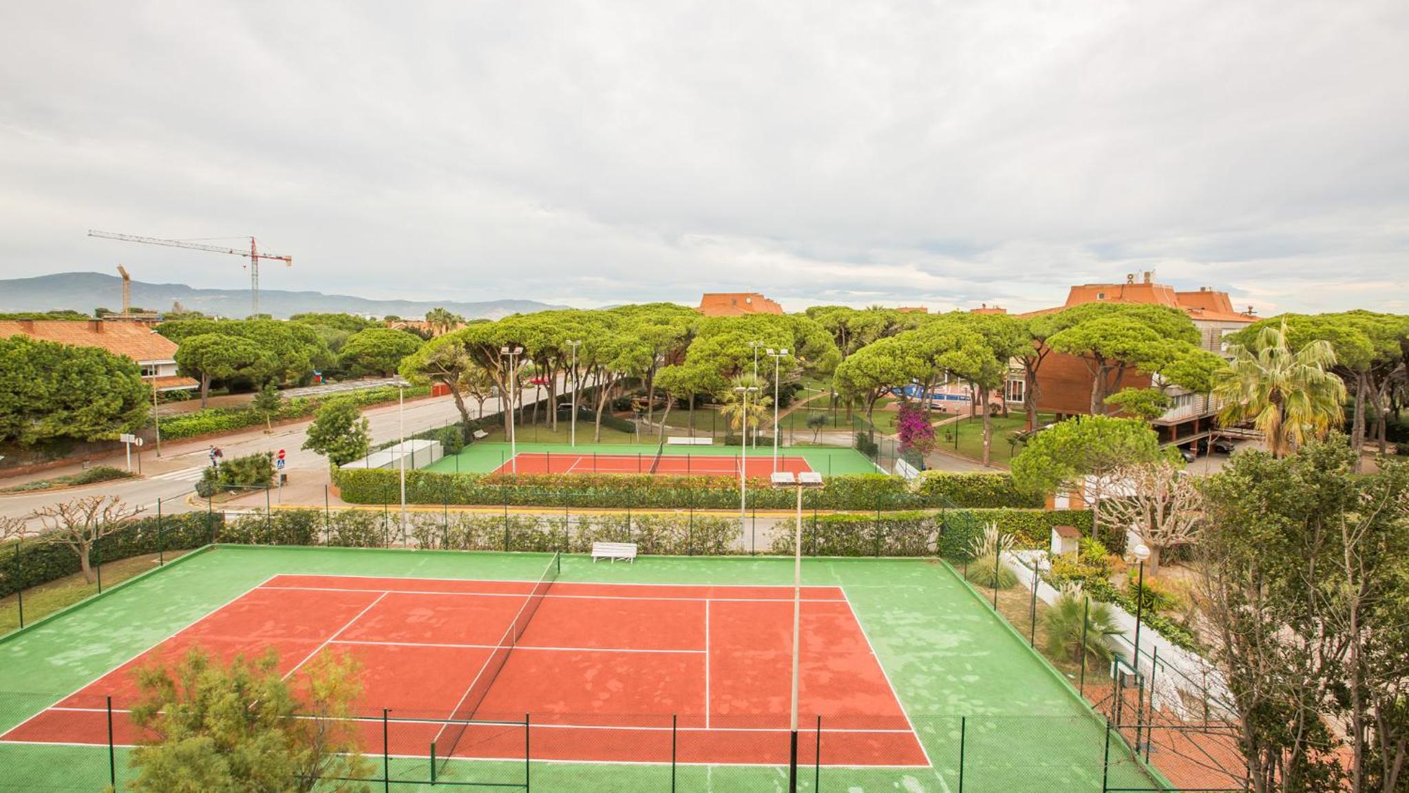 GAVA 2 BEACHFRONT PENTHOUSE