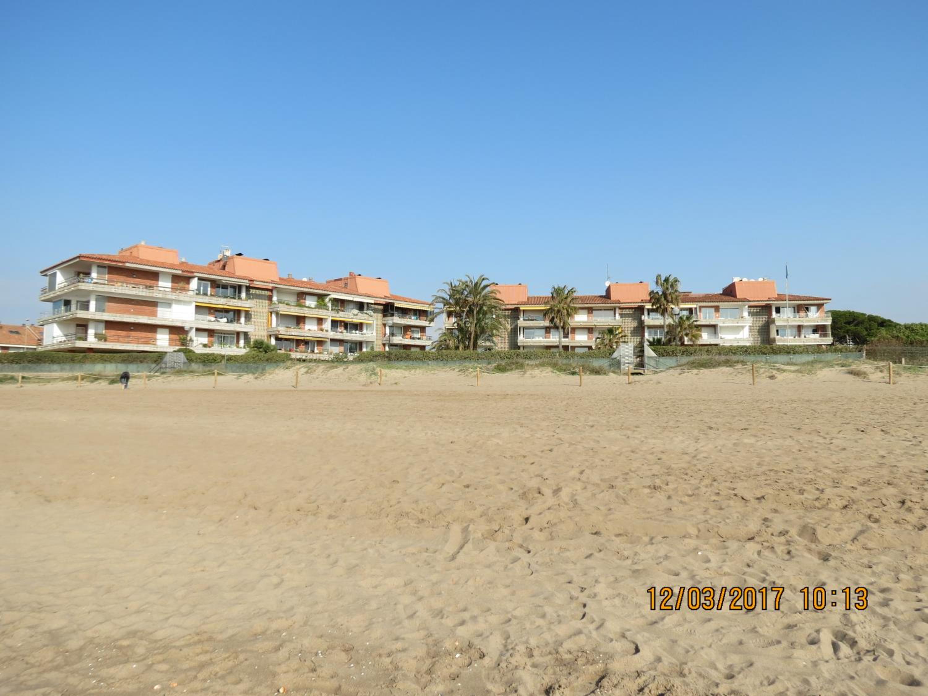 GAVA 2 BEACHFRONT PENTHOUSE