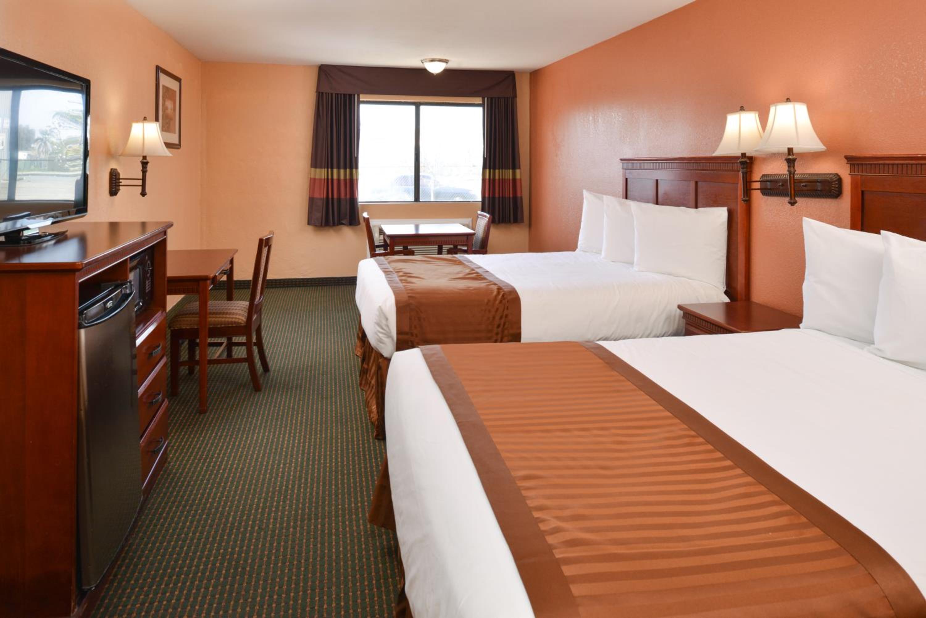 Bakersfield Vacations - Americas Best Value Inn  Suites-East Bakersfield - Property Image 1