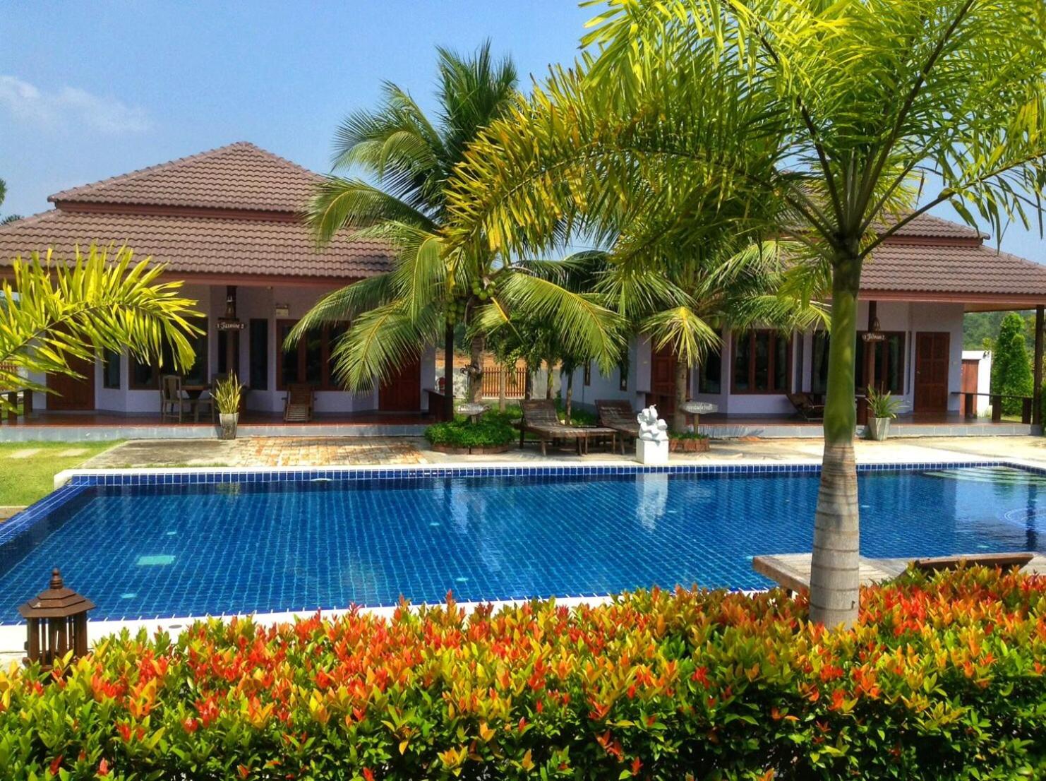 Waterside Resort