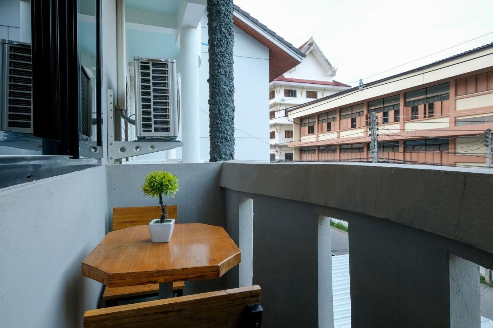 Salee Hostel