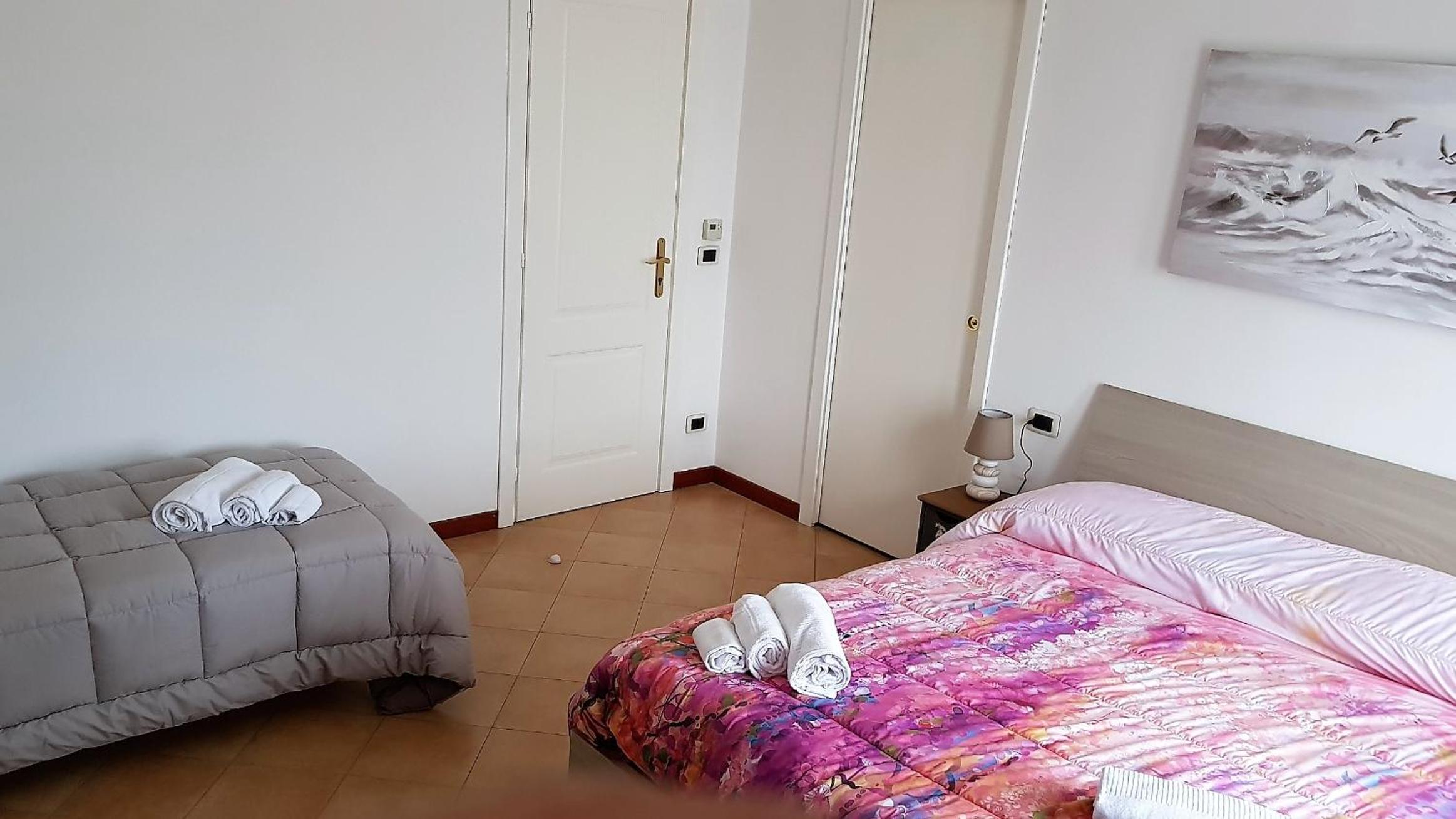 Photo 33
