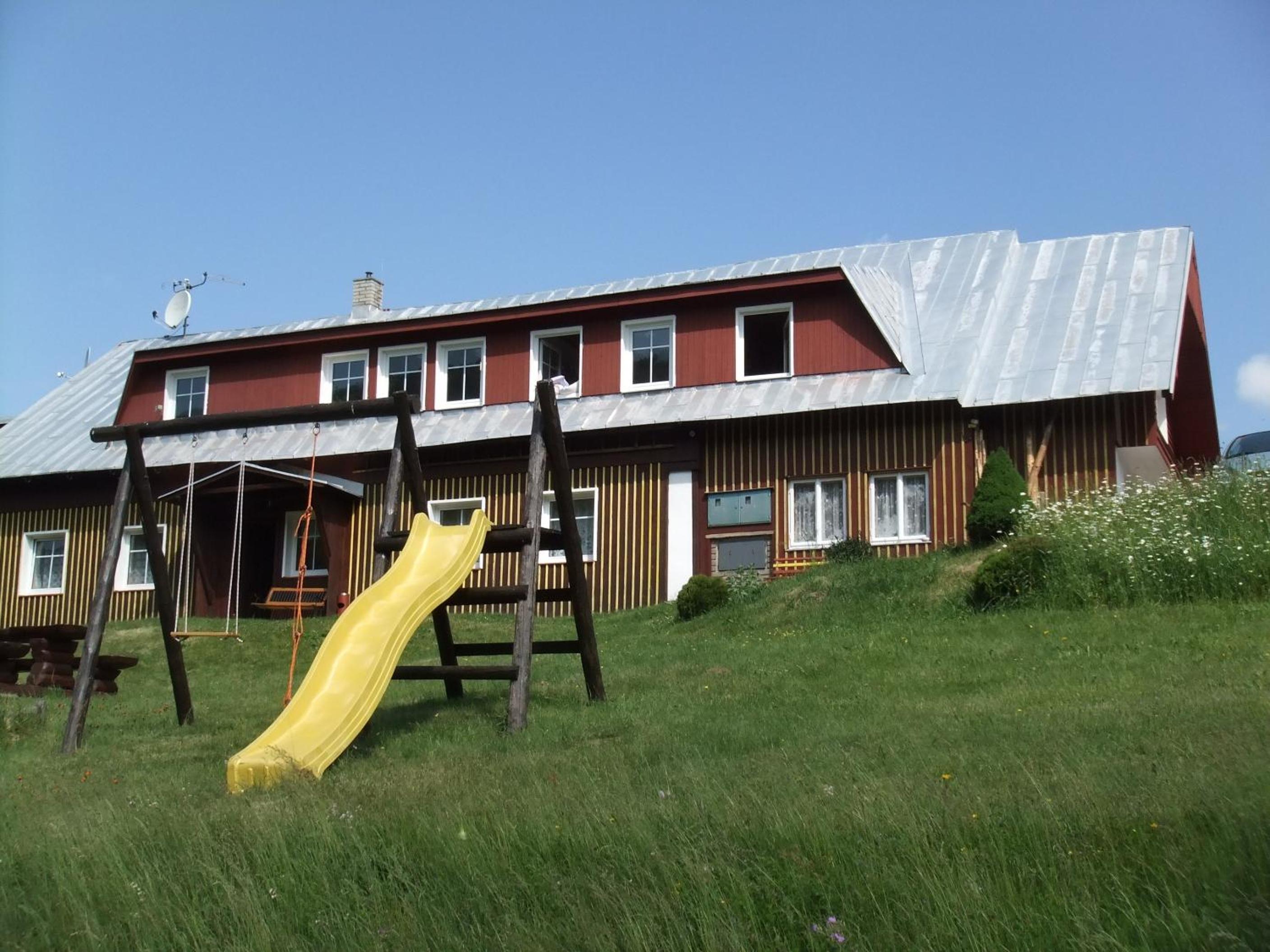 Pension 48