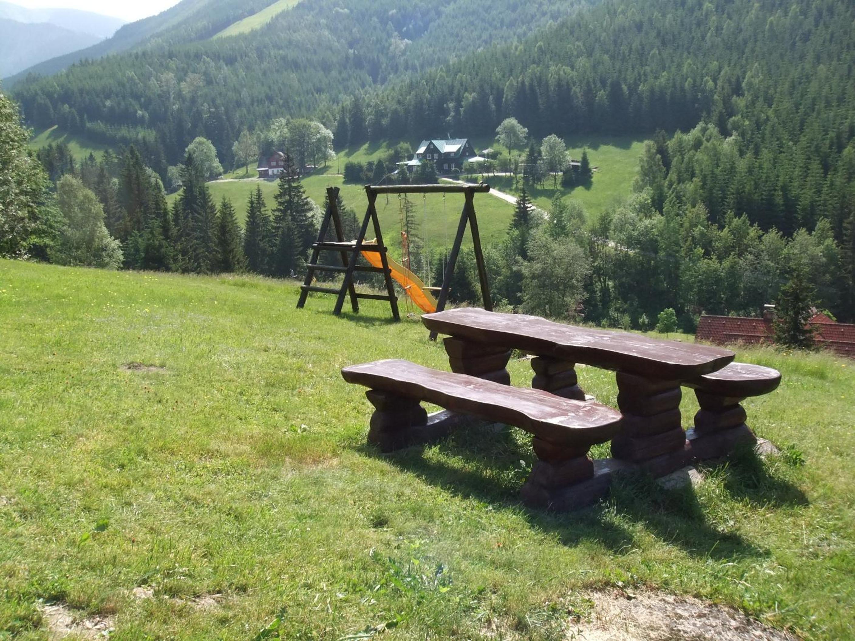 Pension 48