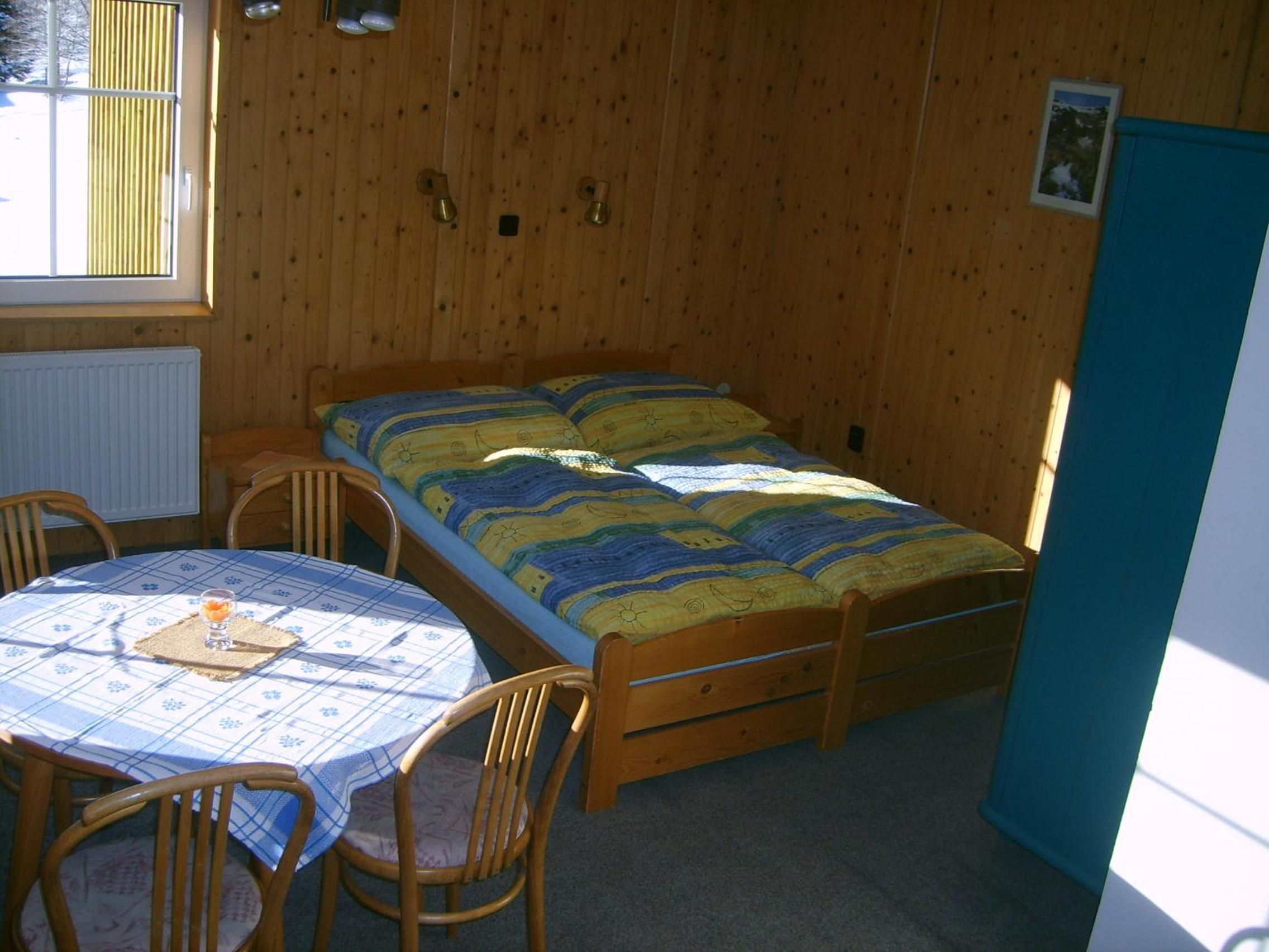 Pension 48