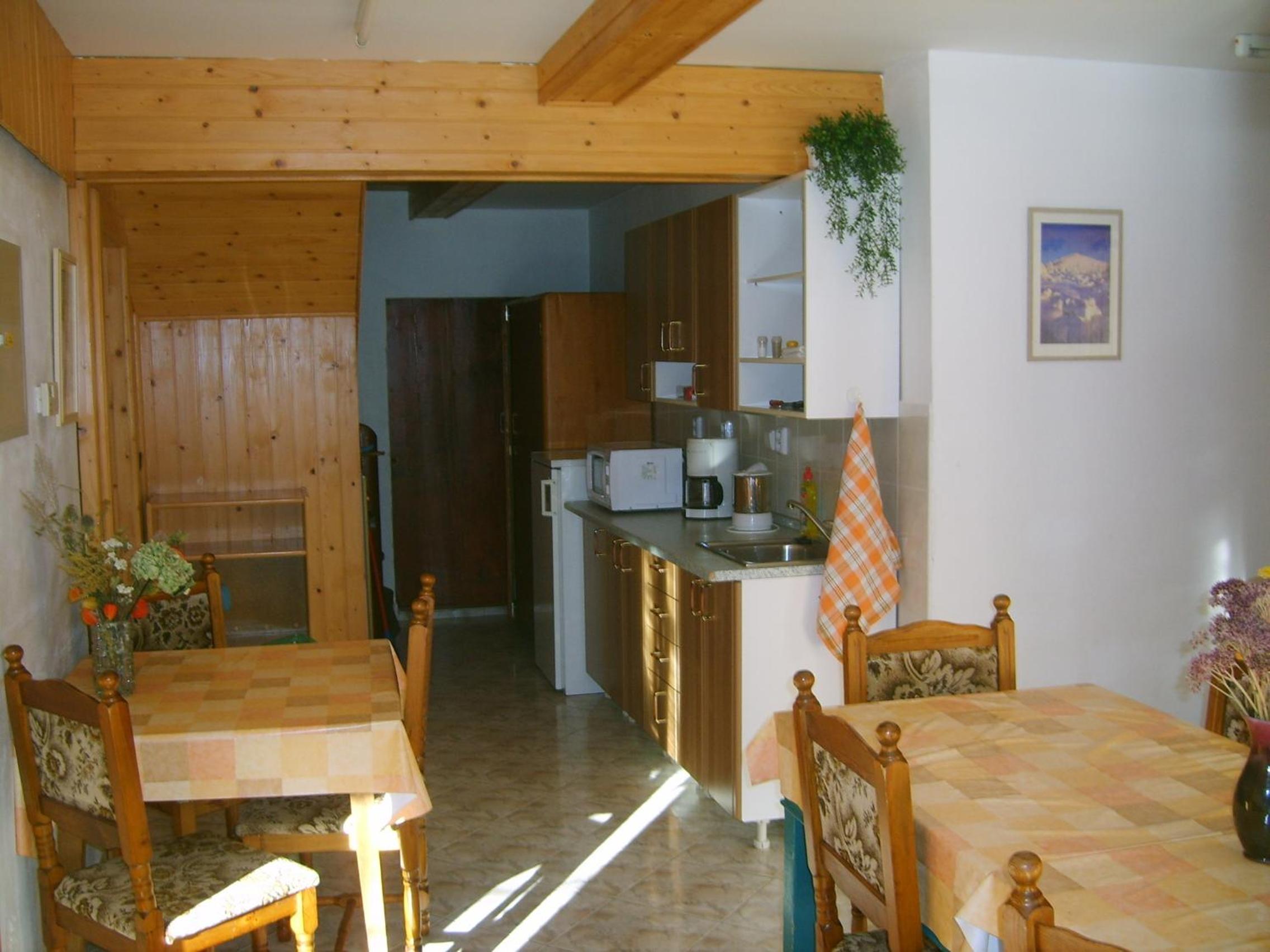 Pension 48