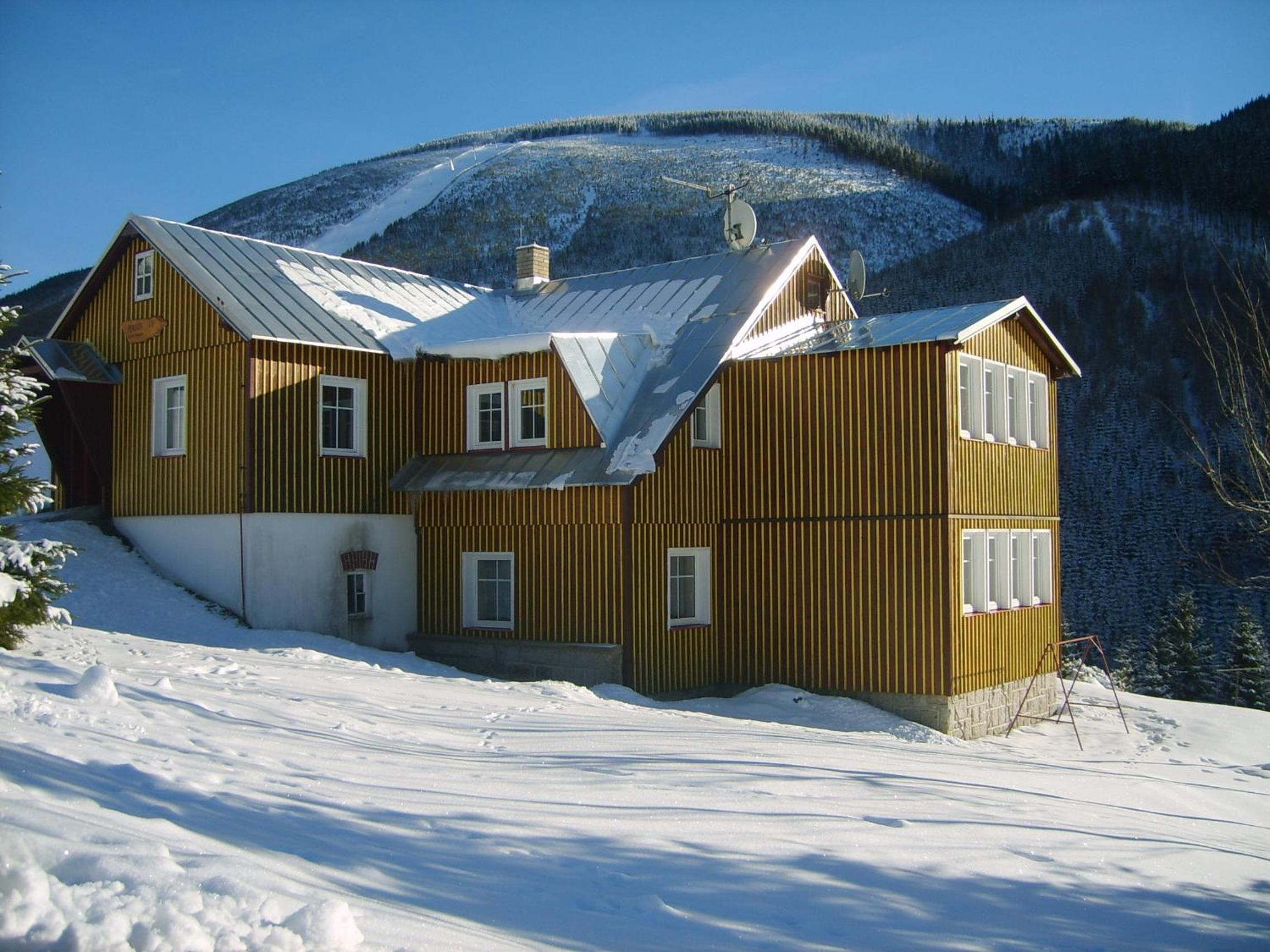 Pension 48