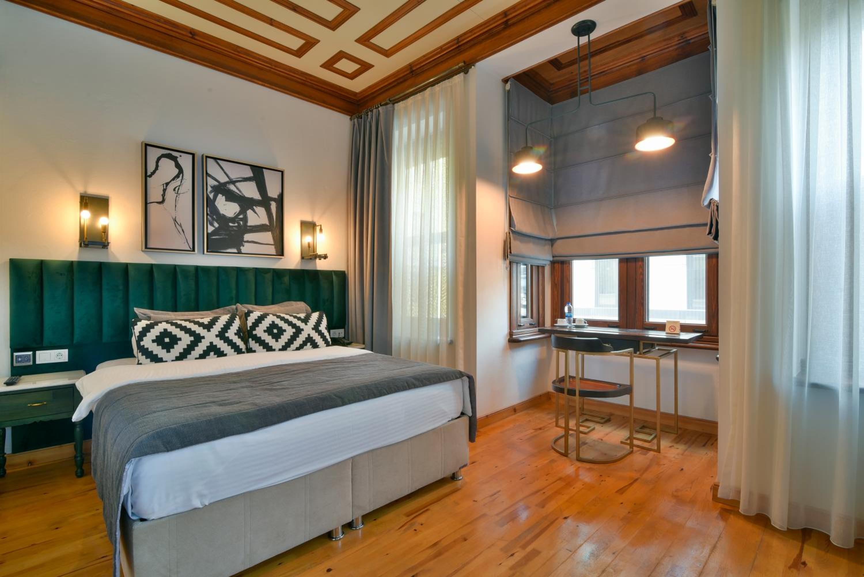 Istanbul Life Otel - Image 20