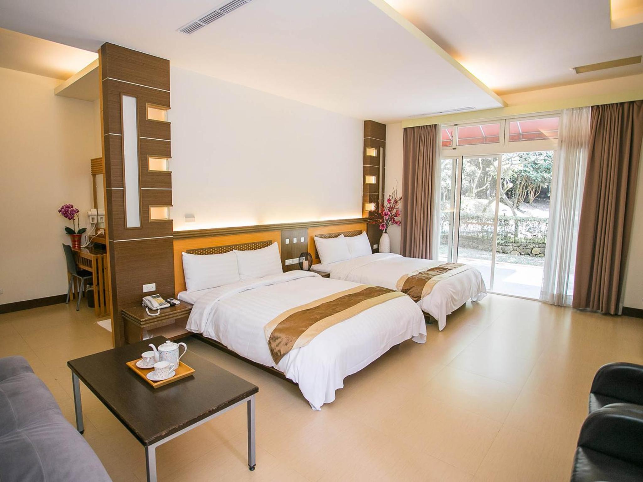 Flying Villa