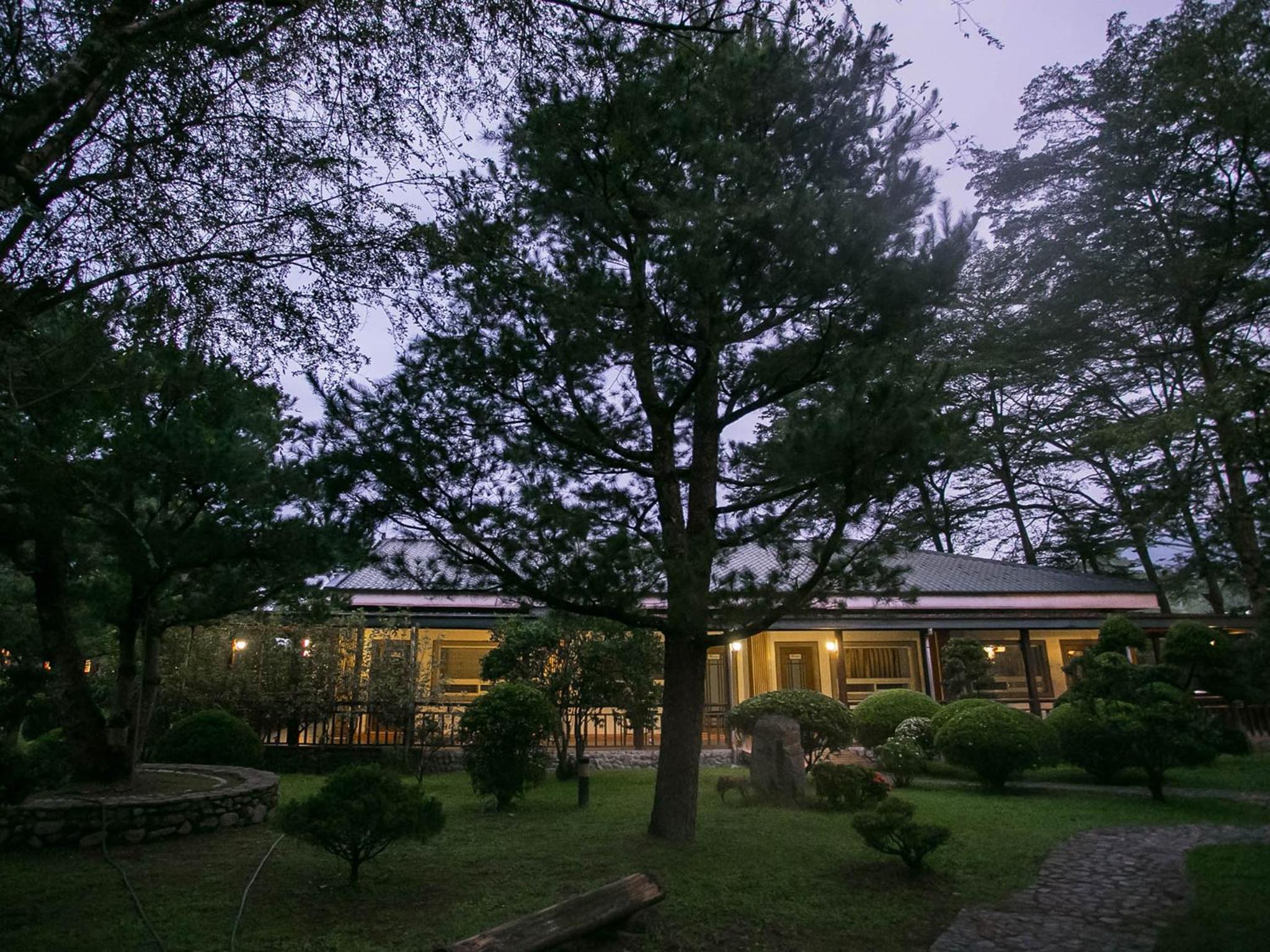 Flying Villa