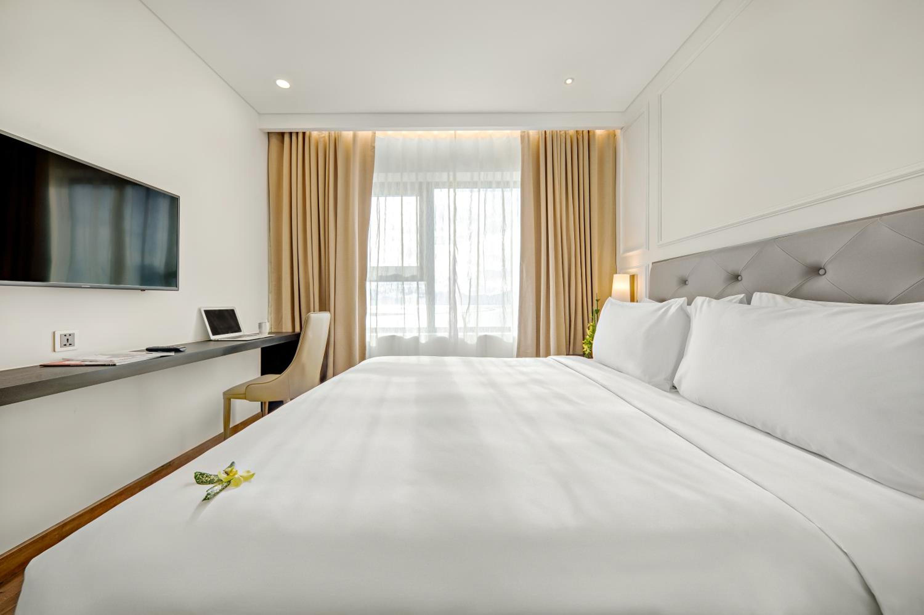 Wyndham Danang Golden Bay 66
