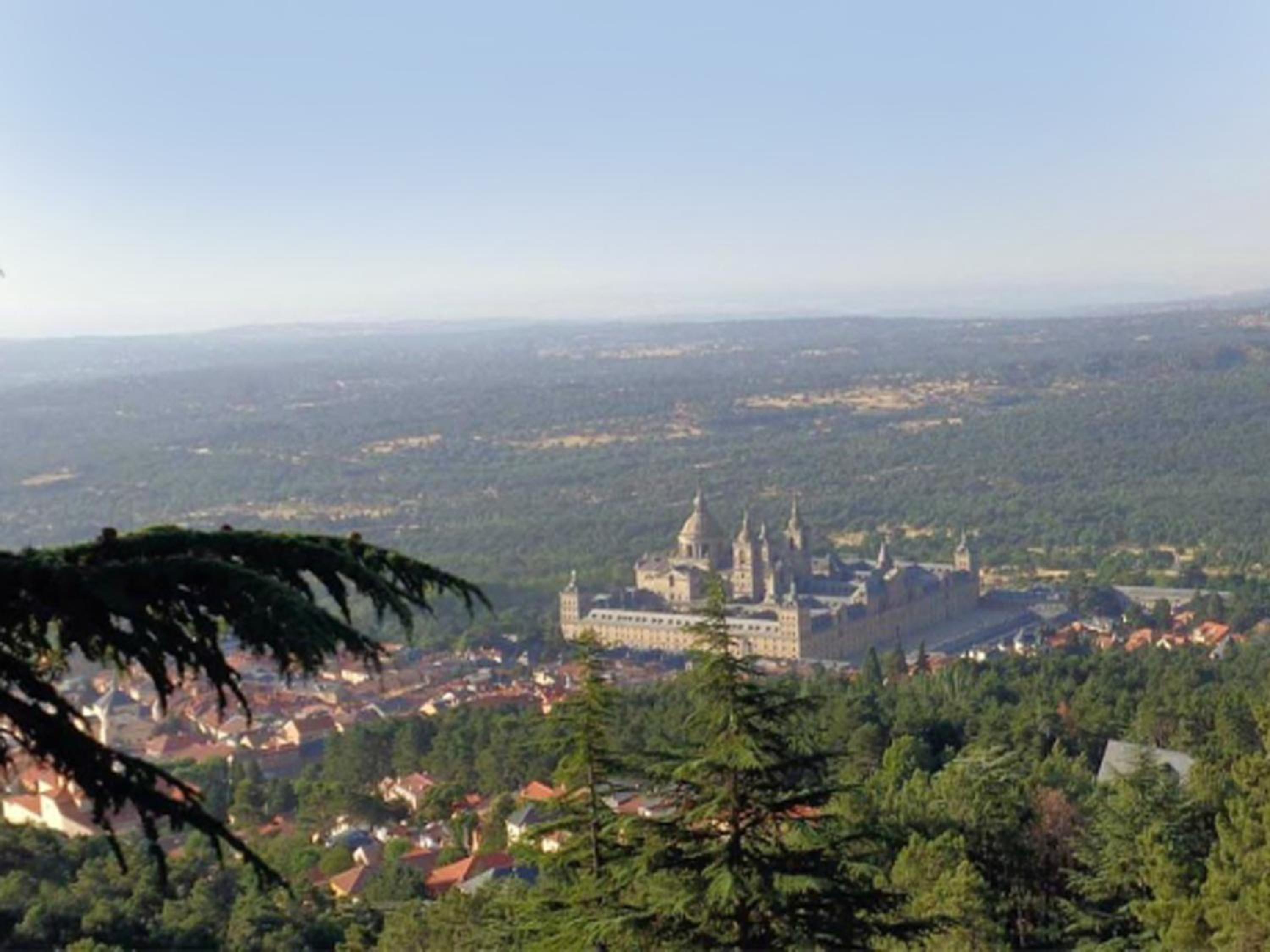 El Refugio de El Escorial view 2