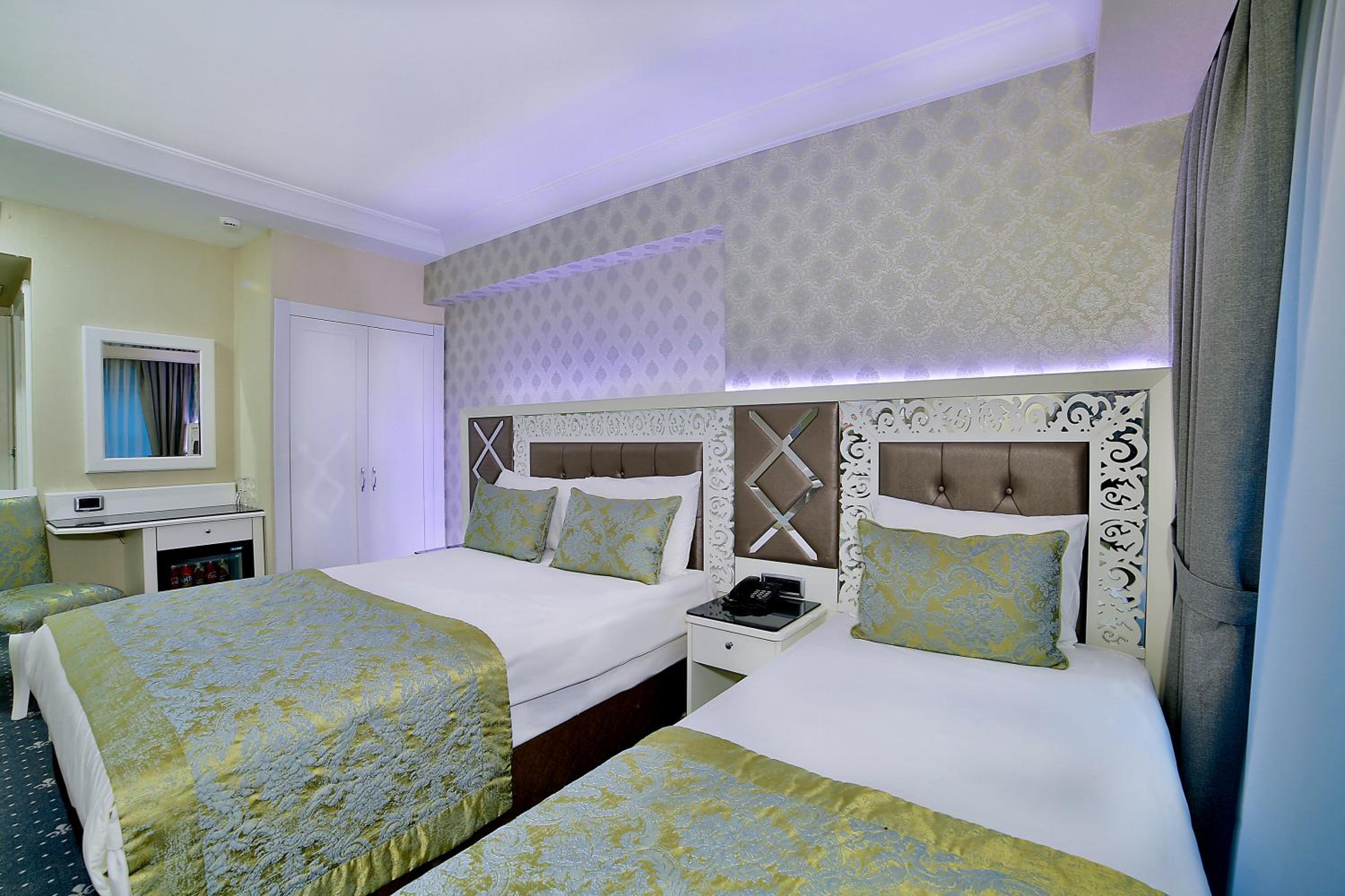 Monaco Otel - Image 25